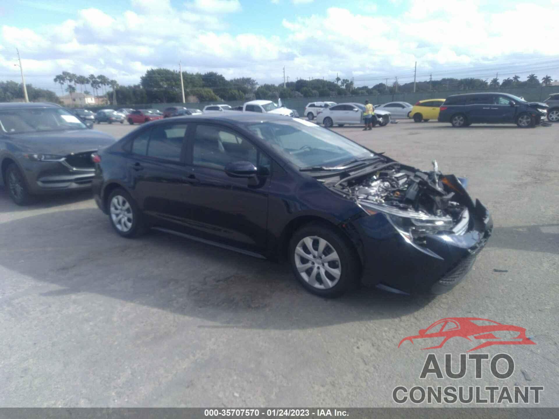 TOYOTA COROLLA 2022 - 5YFEPMAE3NP387854