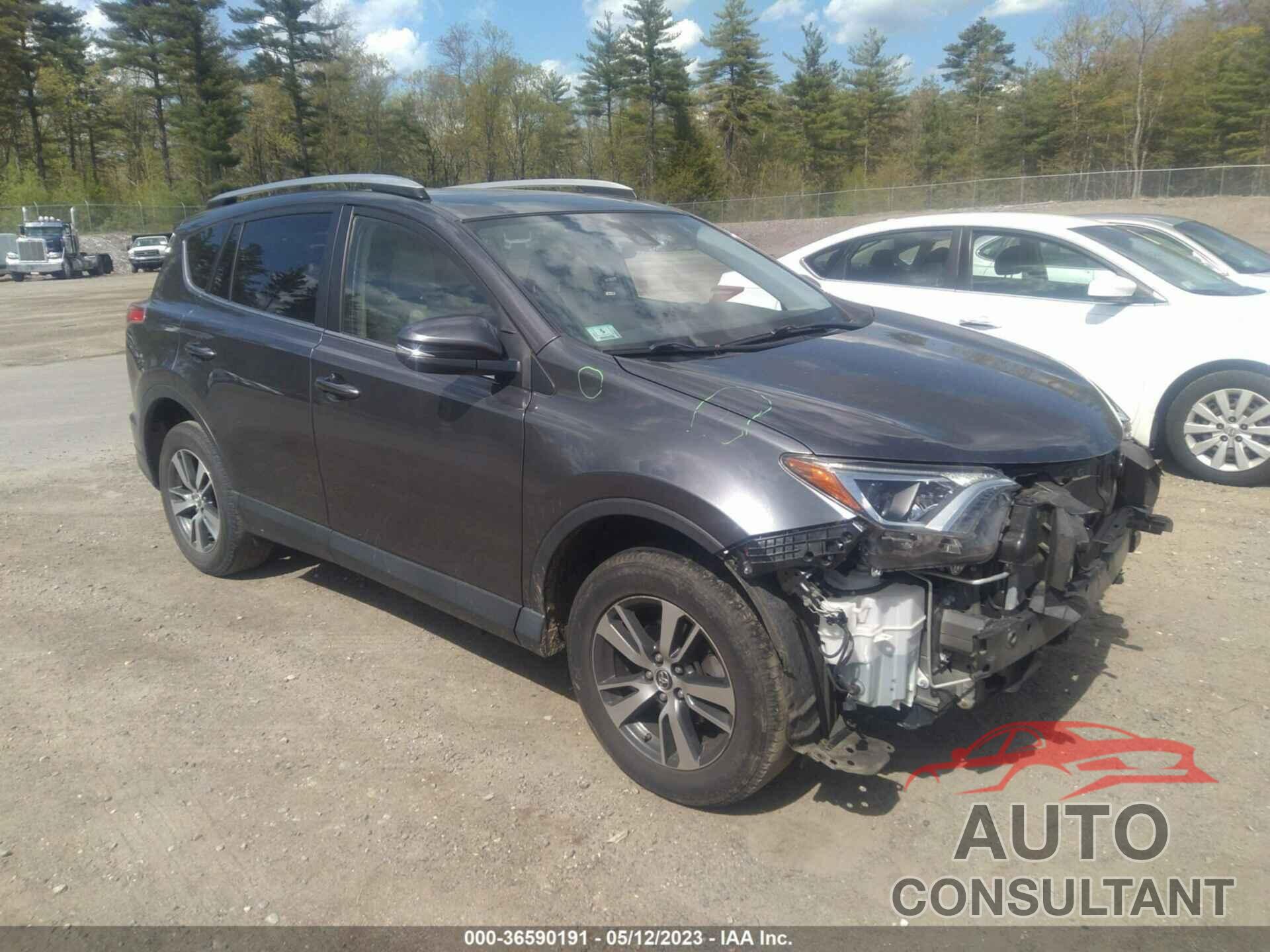 TOYOTA RAV4 2018 - JTMRFREV7JJ255903