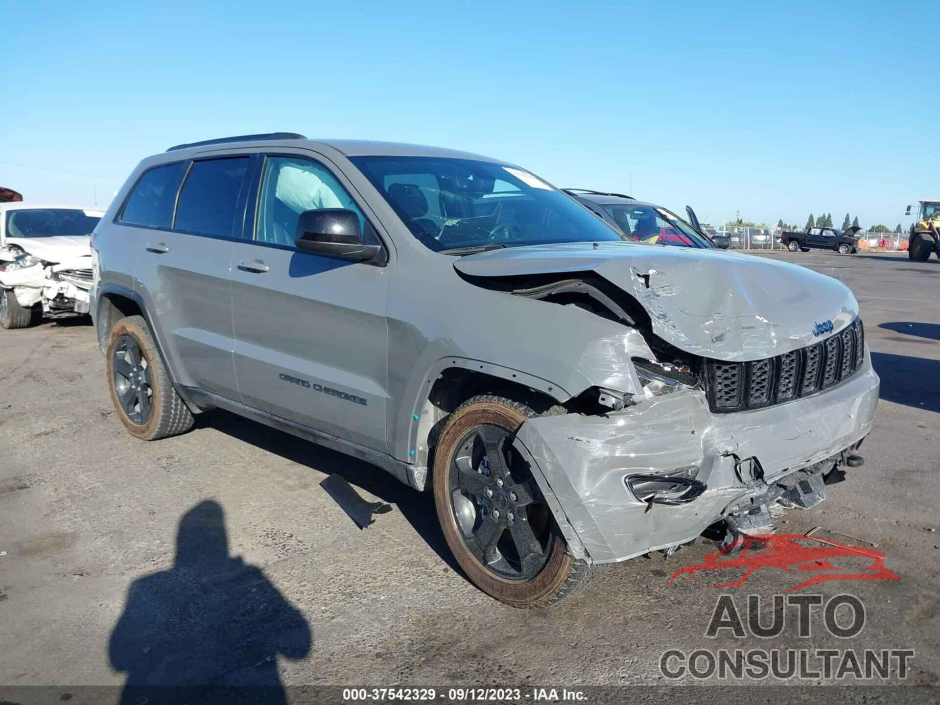 JEEP GRAND CHEROKEE 2019 - 1C4RJFAG5KC623943