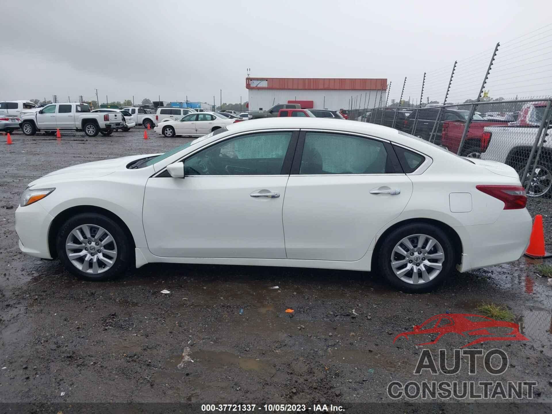 NISSAN ALTIMA 2018 - 1N4AL3AP0JC278346