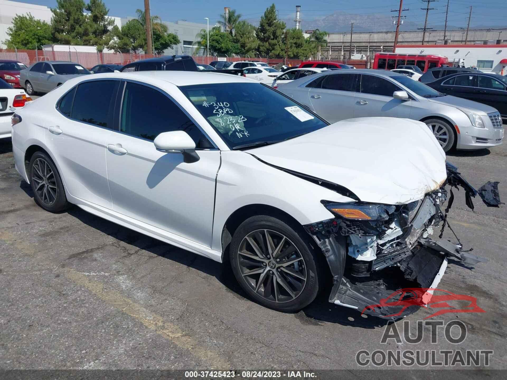 TOYOTA CAMRY 2023 - 4T1G11AK7PU775329