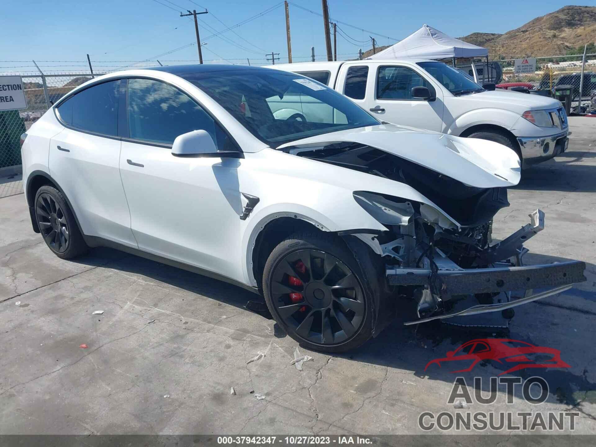 TESLA MODEL Y 2023 - 7SAYGDEE0PA071706