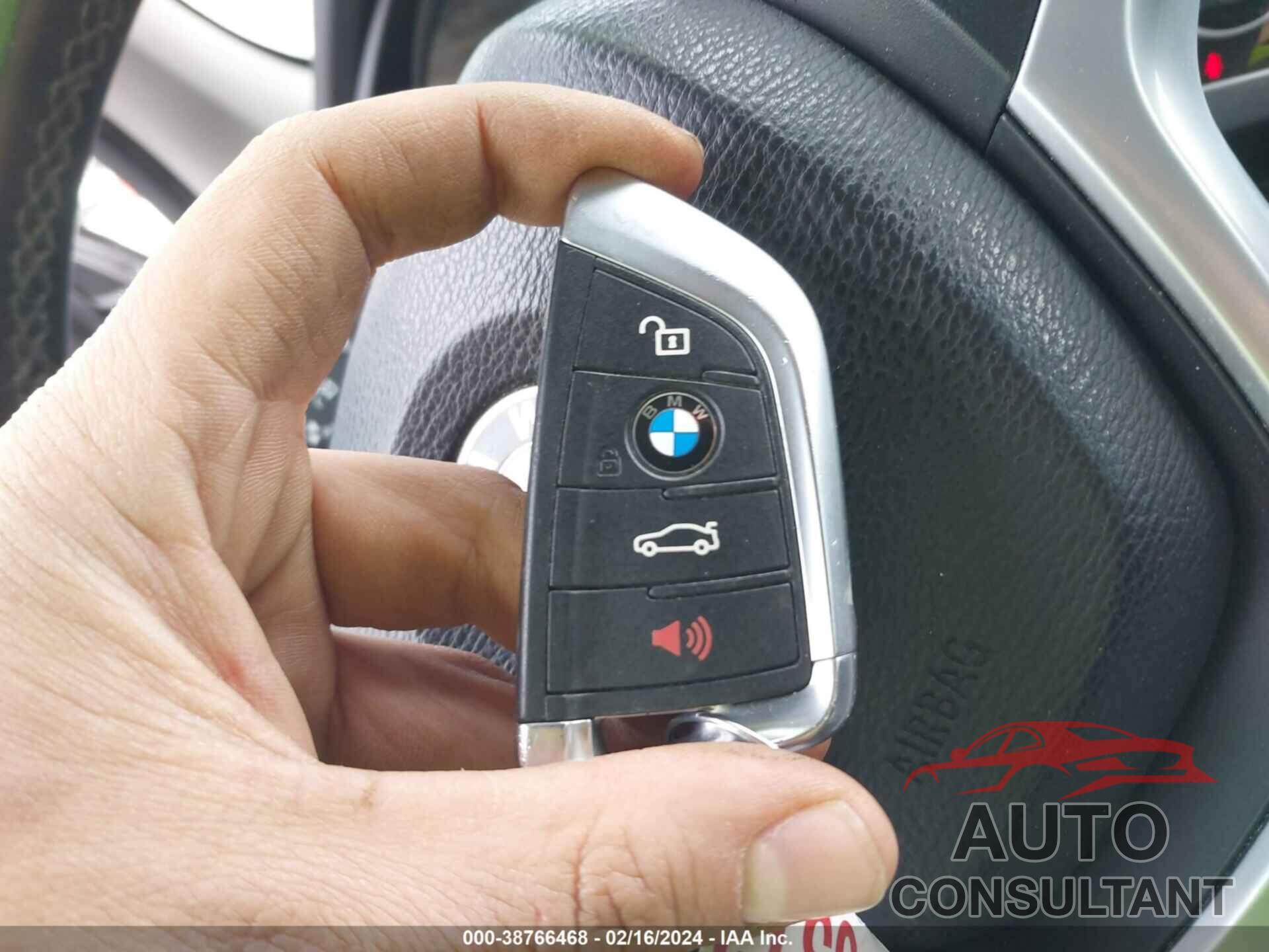 BMW X5 2016 - 5UXKR0C58G0P33850