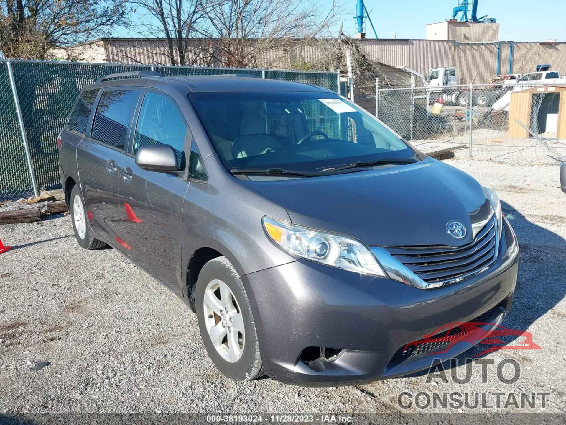 TOYOTA SIENNA 2016 - 5TDKK3DC7GS704180