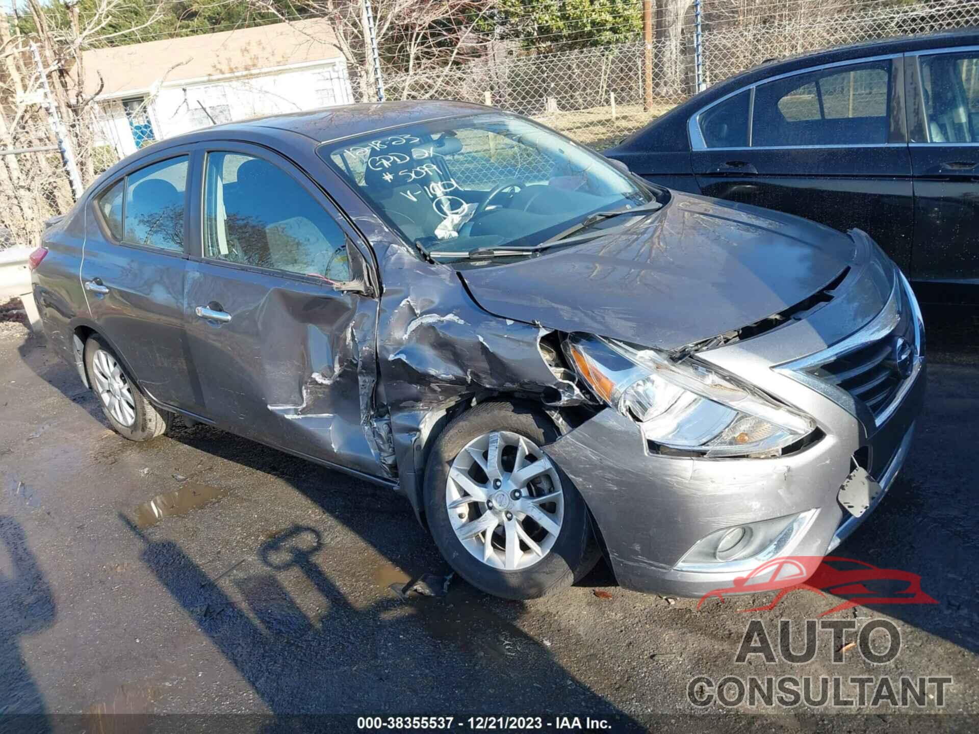 NISSAN VERSA 2017 - 3N1CN7AP1HL821001