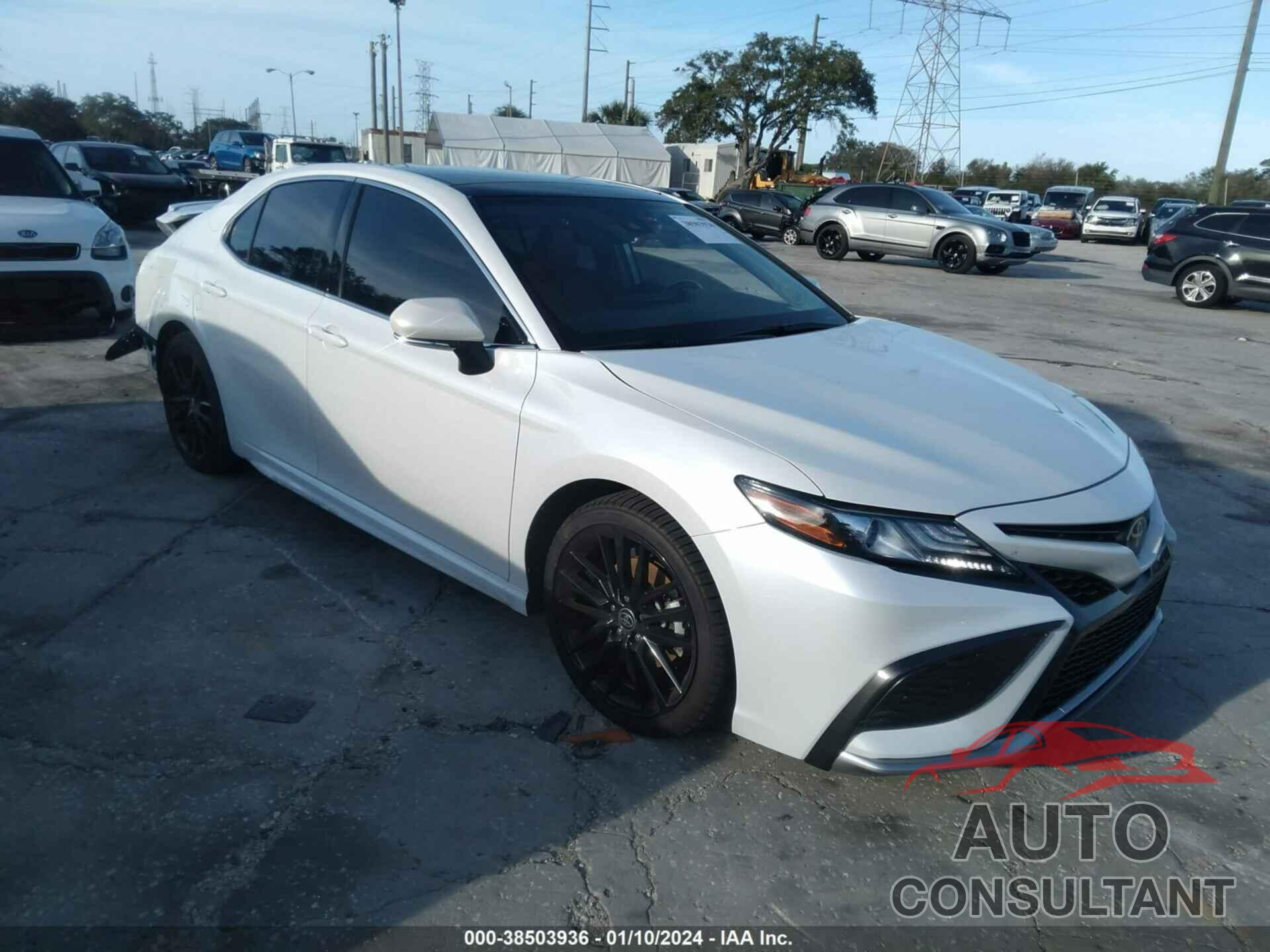 TOYOTA CAMRY 2022 - 4T1K61AK0NU020127
