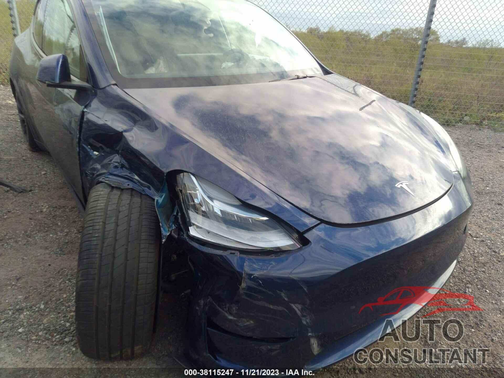 TESLA MODEL Y 2023 - 7SAYGDEE3PA116024