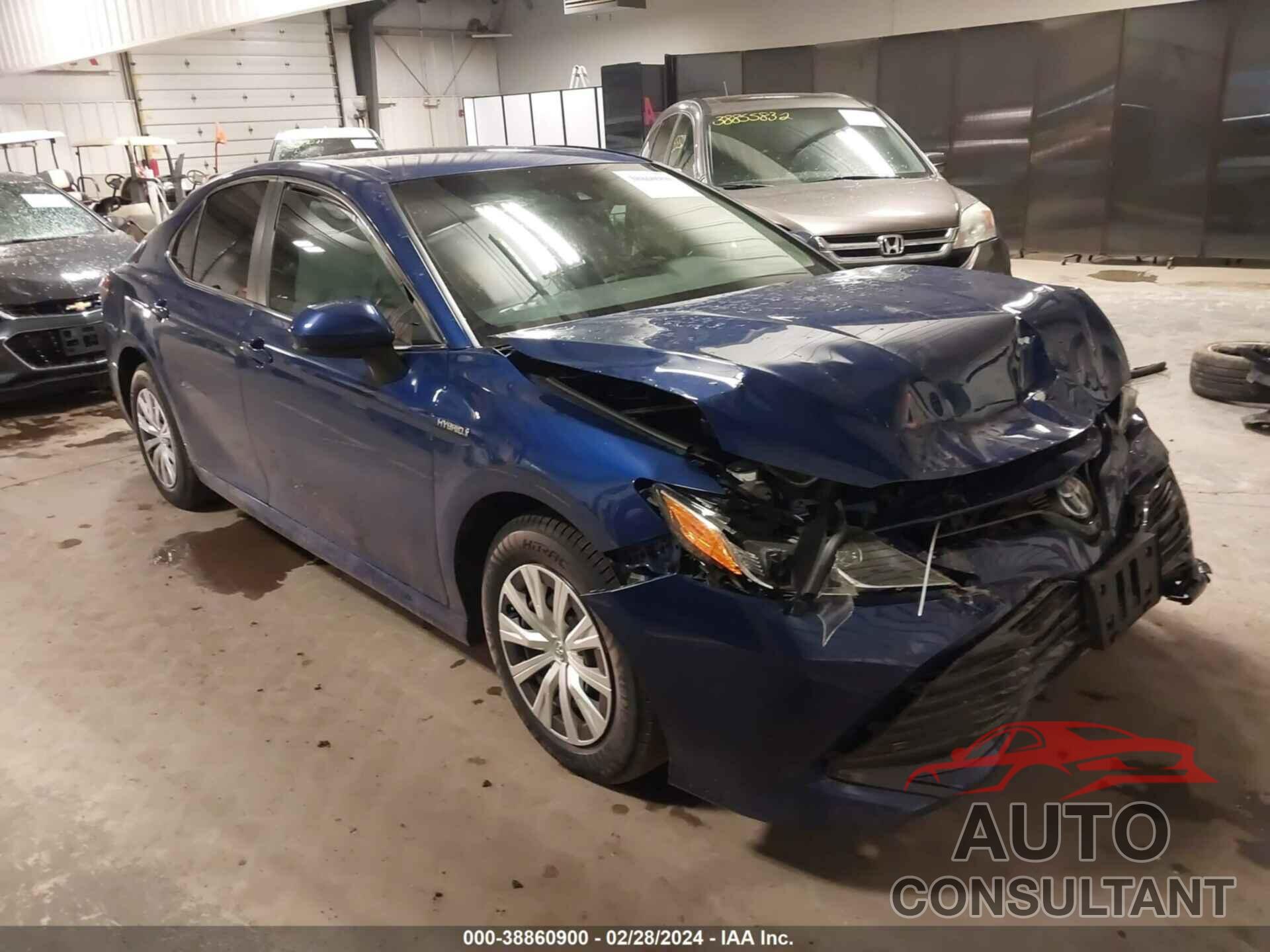 TOYOTA CAMRY 2018 - 4T1B31HK2JU502705