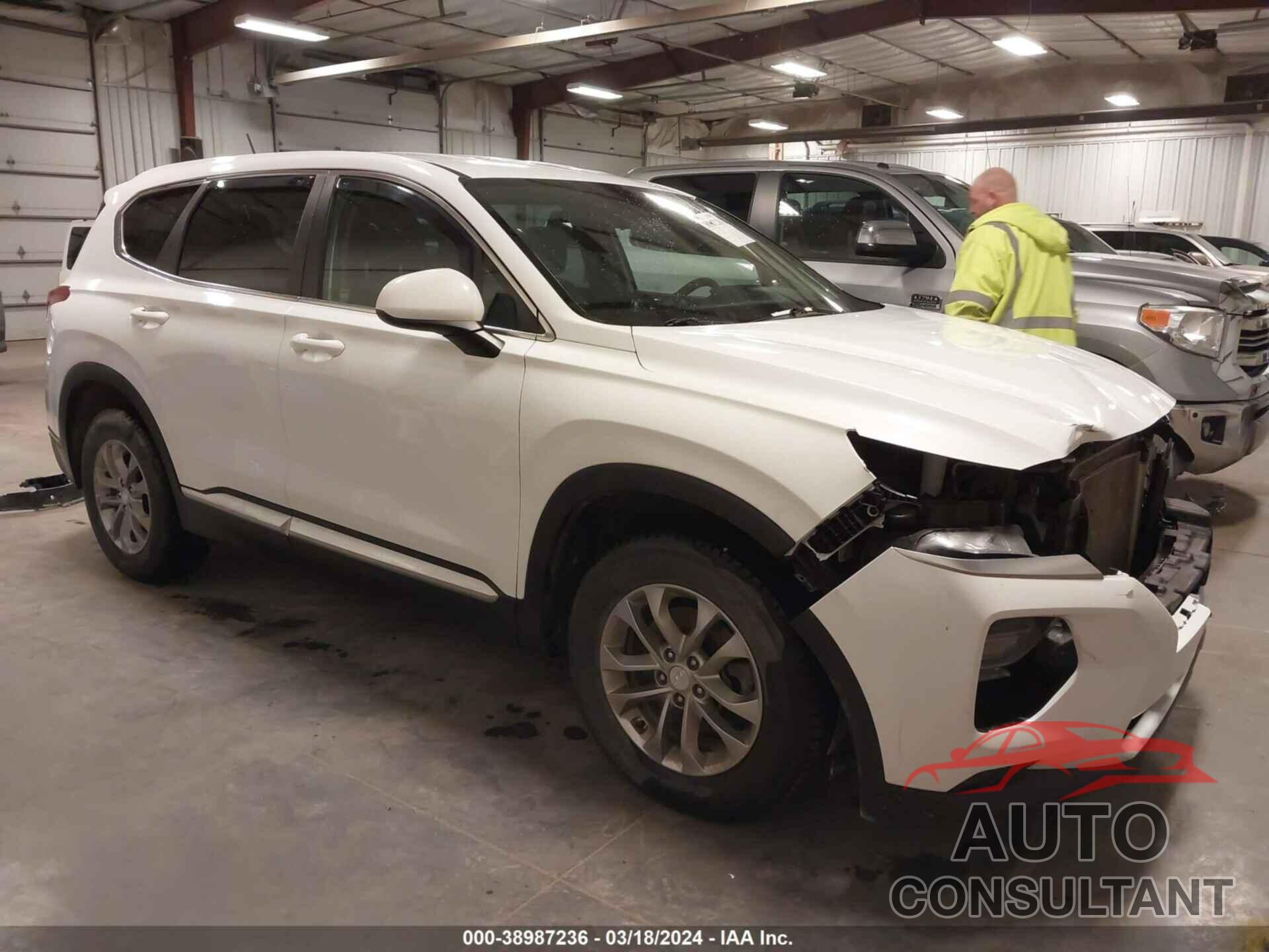 HYUNDAI SANTA FE 2019 - 5NMS2CAD6KH134892