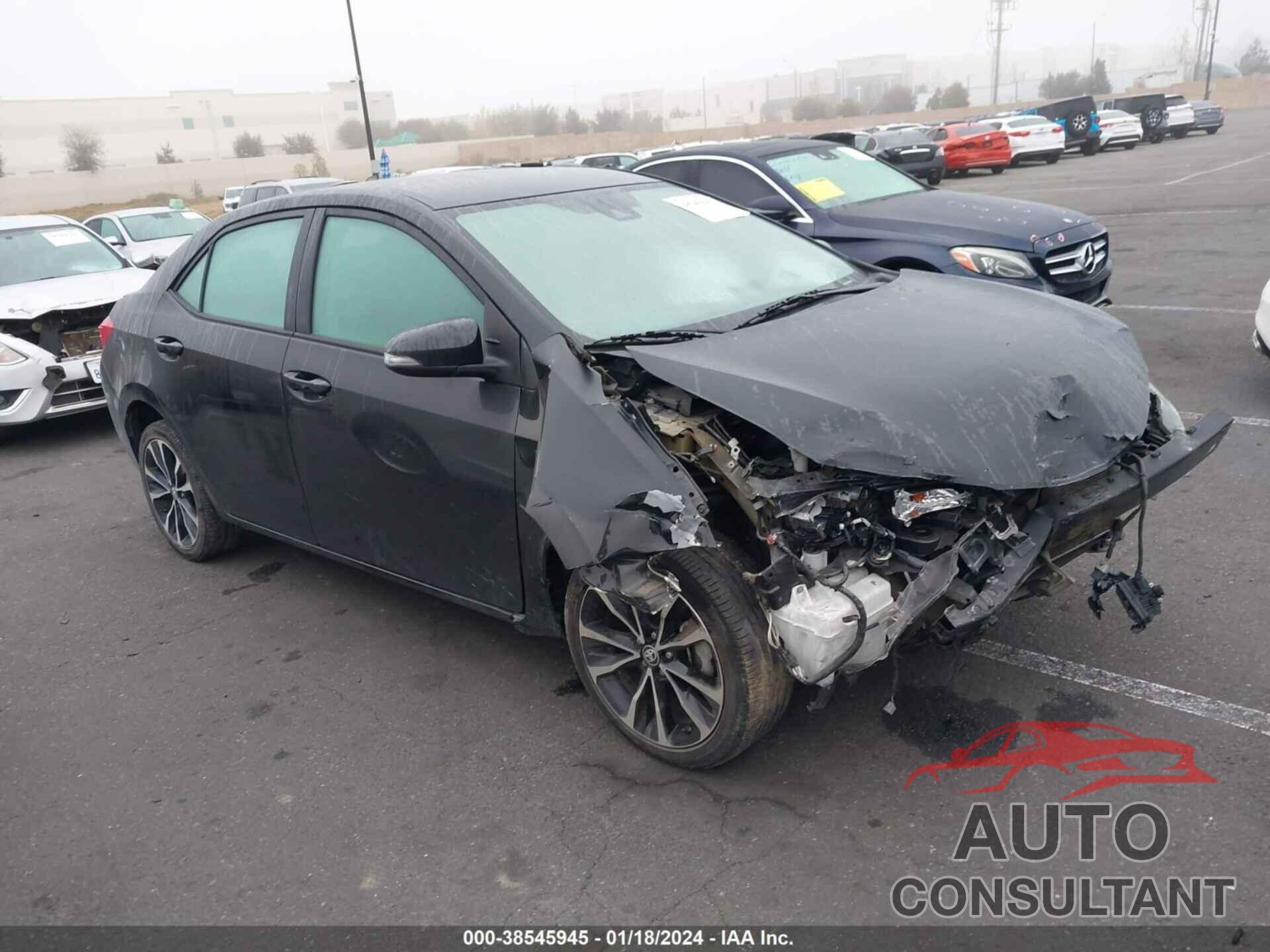 TOYOTA COROLLA 2018 - 5YFBURHE2JP849488