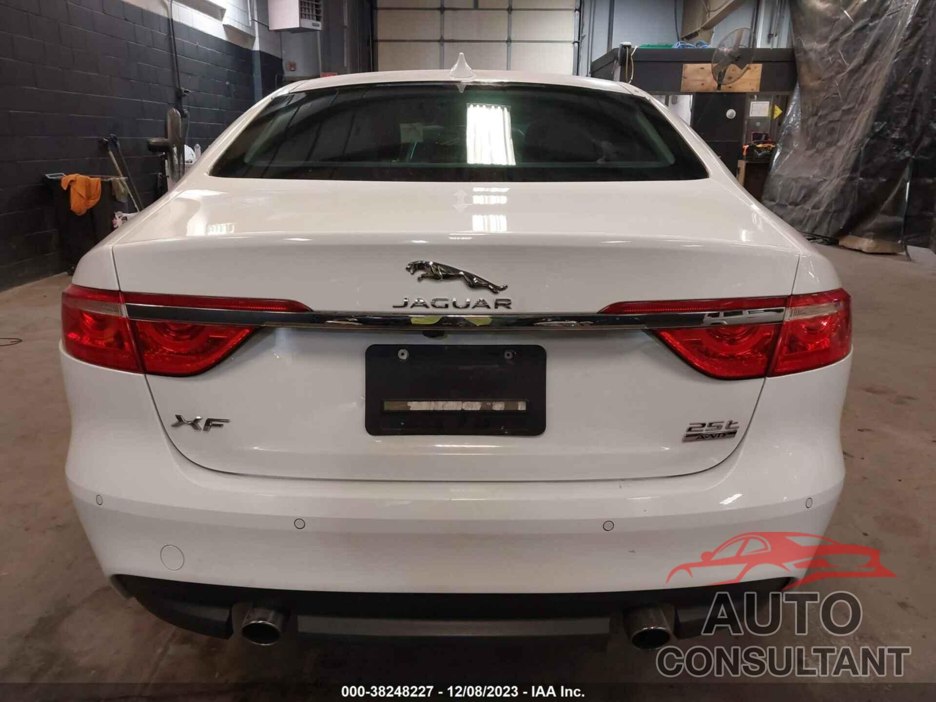 JAGUAR XF 2018 - SAJBJ4FX5JCY58647