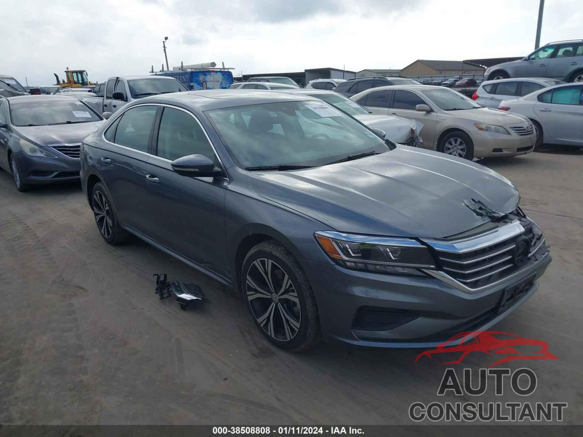 VOLKSWAGEN PASSAT 2022 - 1VWSA7A30NC009503