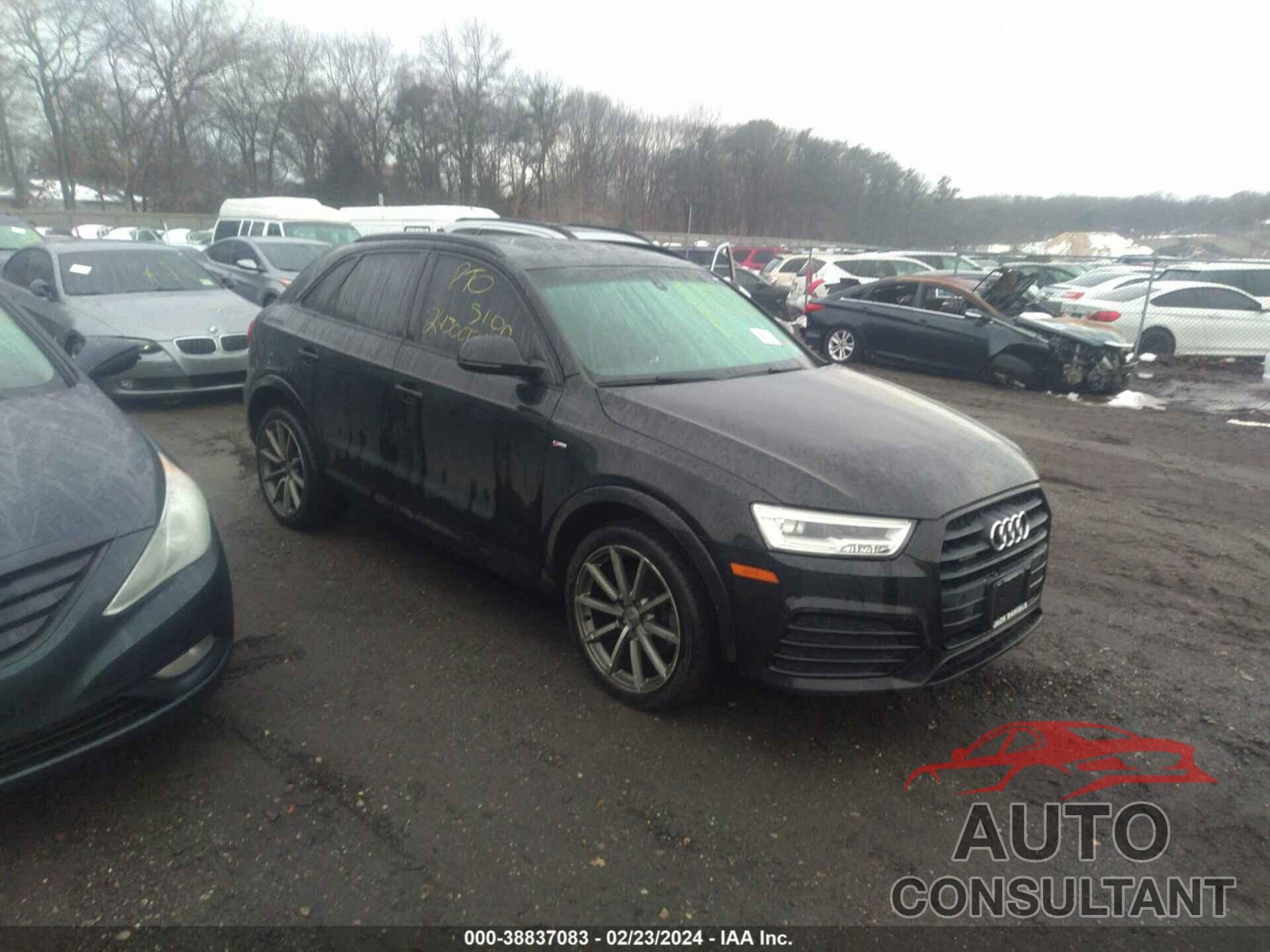 AUDI Q3 2017 - WA1GCCFS3HR008742