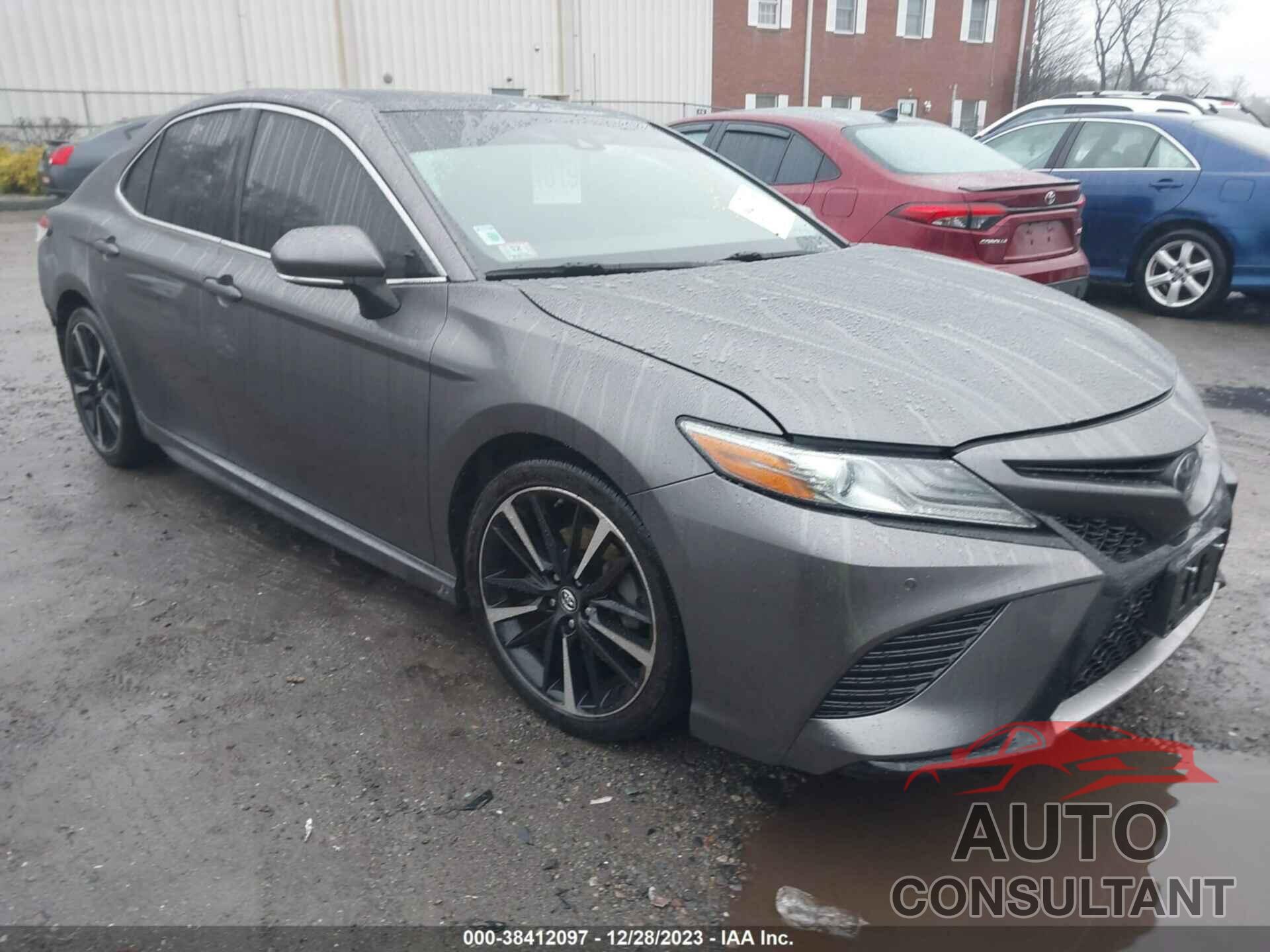 TOYOTA CAMRY 2018 - 4T1B61HK7JU050595