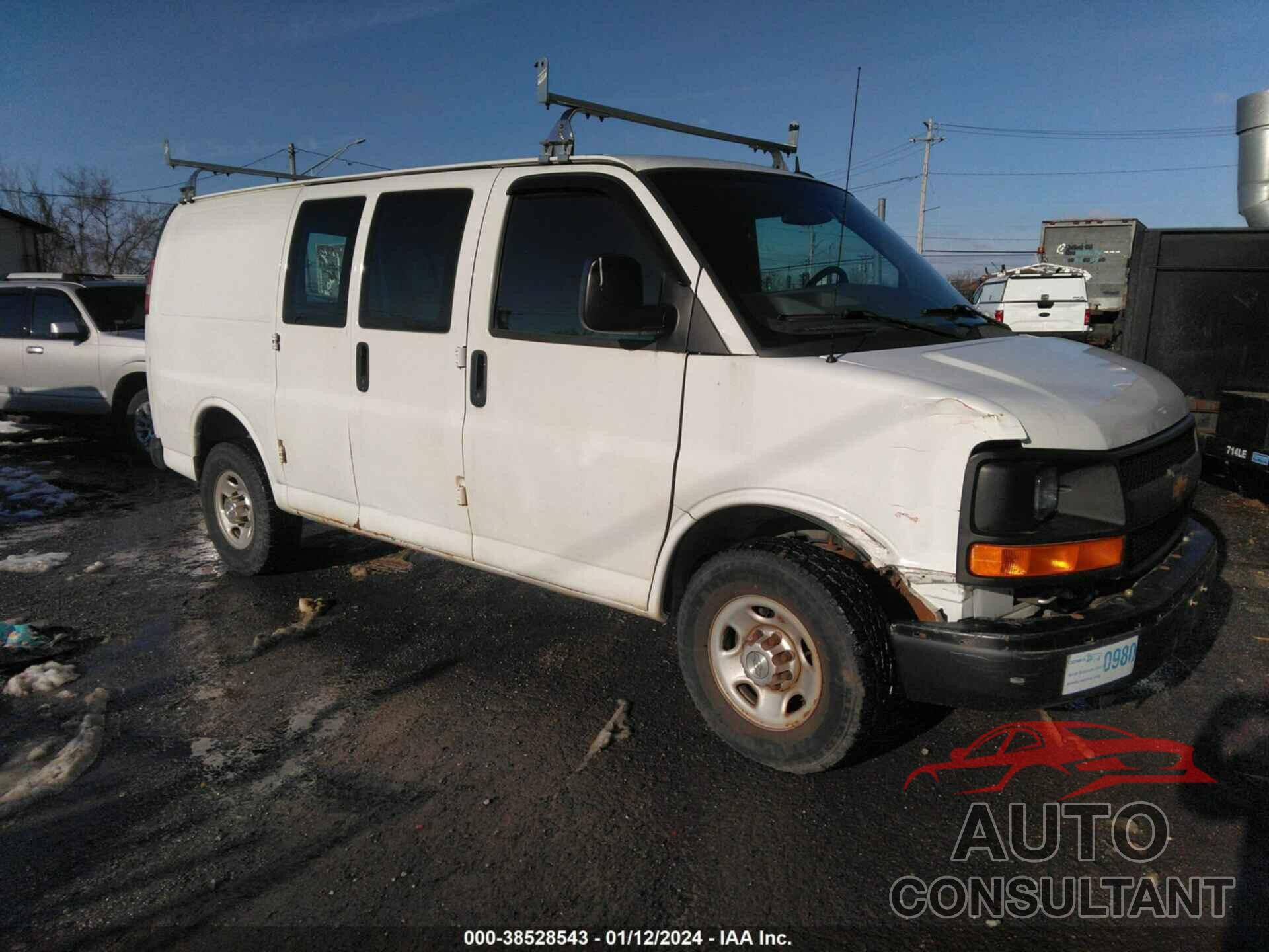 CHEVROLET EXPRESS 2500 2015 - 1GCWGFFF7F1105626