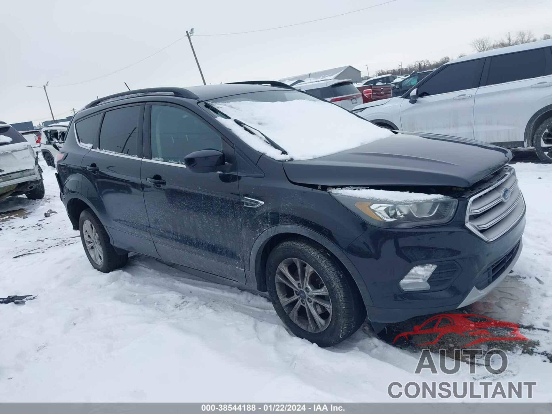 FORD ESCAPE 2018 - 1FMCU0HD2JUA08745