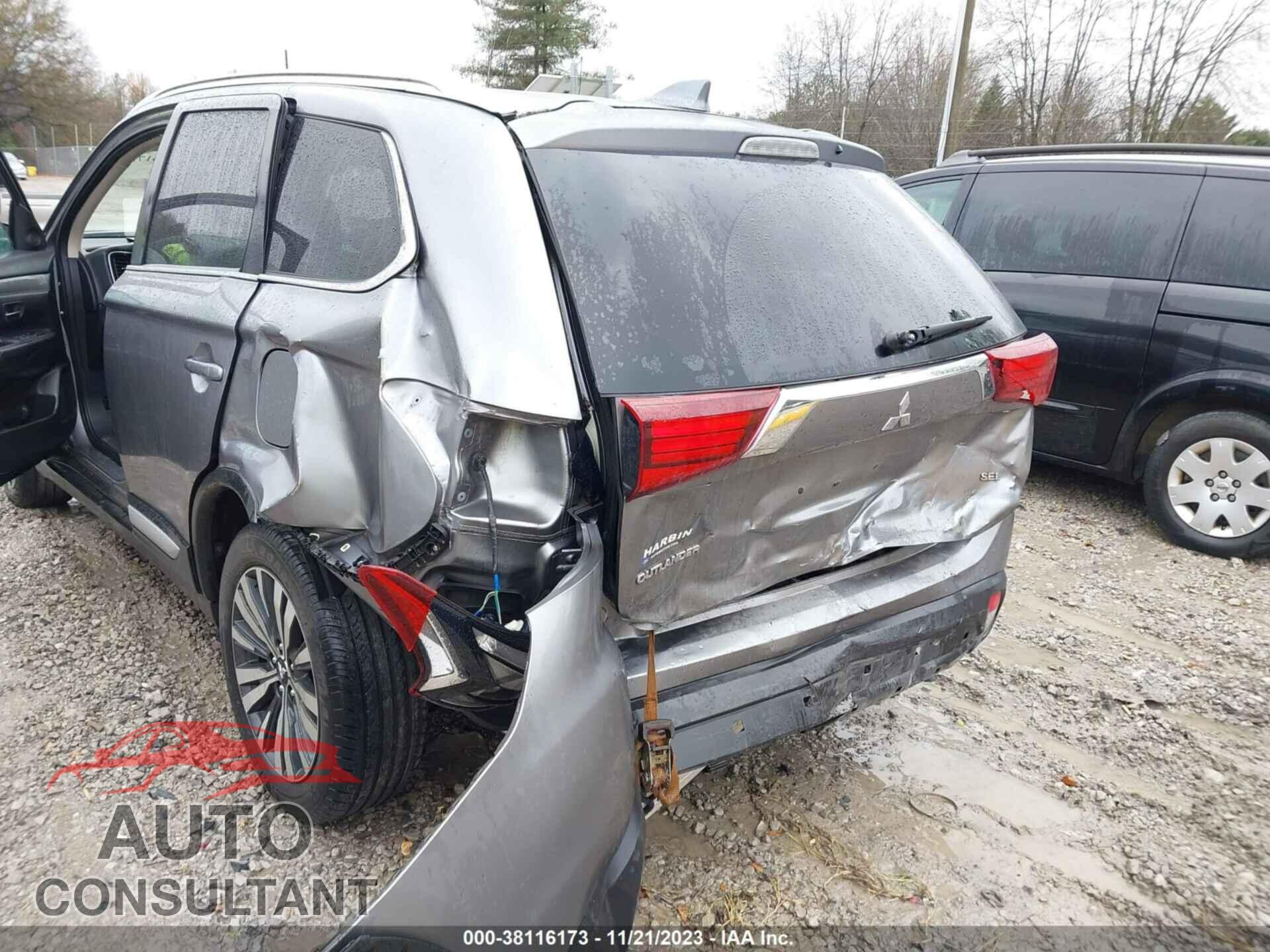 MITSUBISHI OUTLANDER 2020 - JA4AD3A36LZ018564