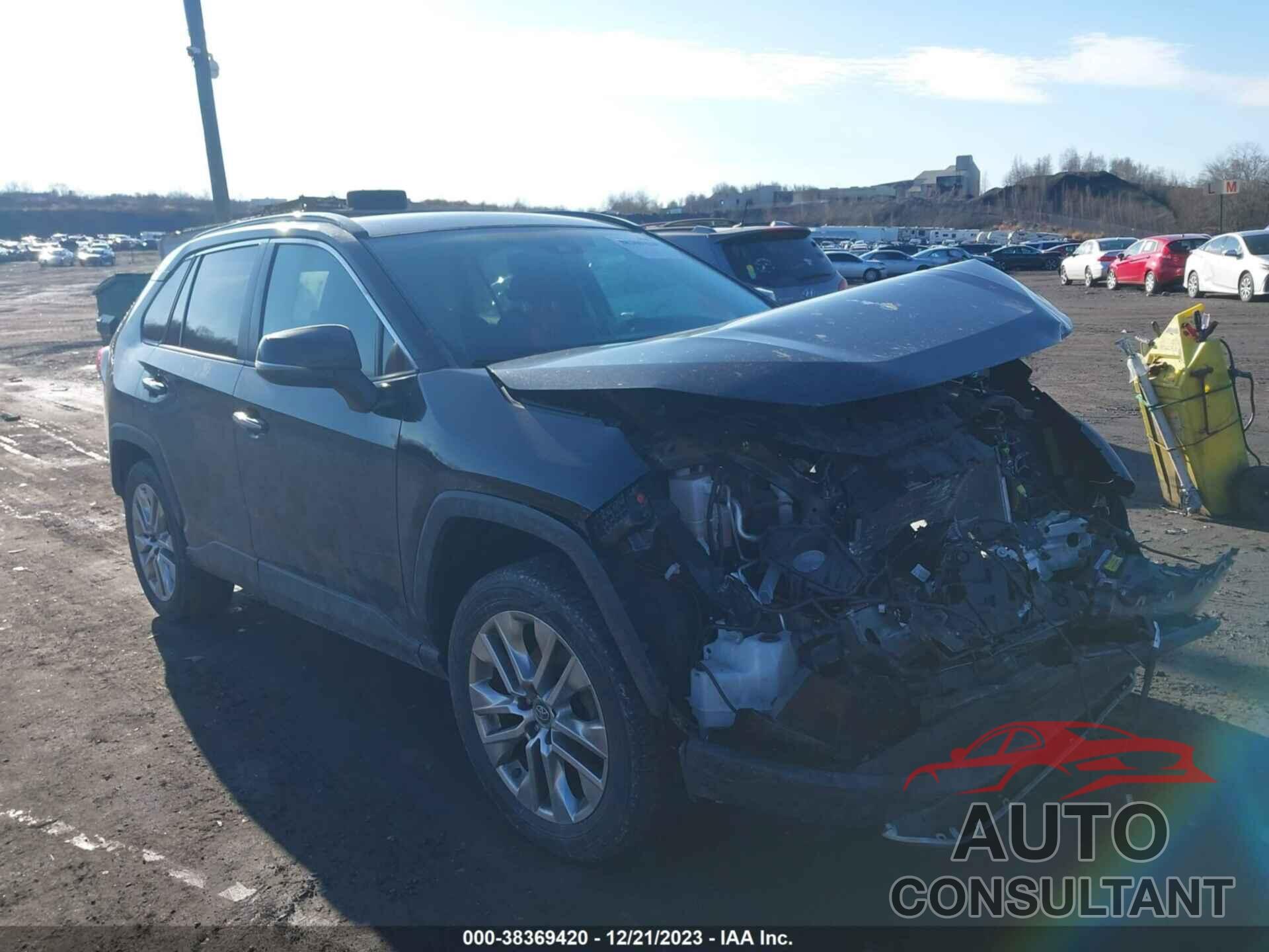 TOYOTA RAV4 2019 - 2T3N1RFV4KW009017