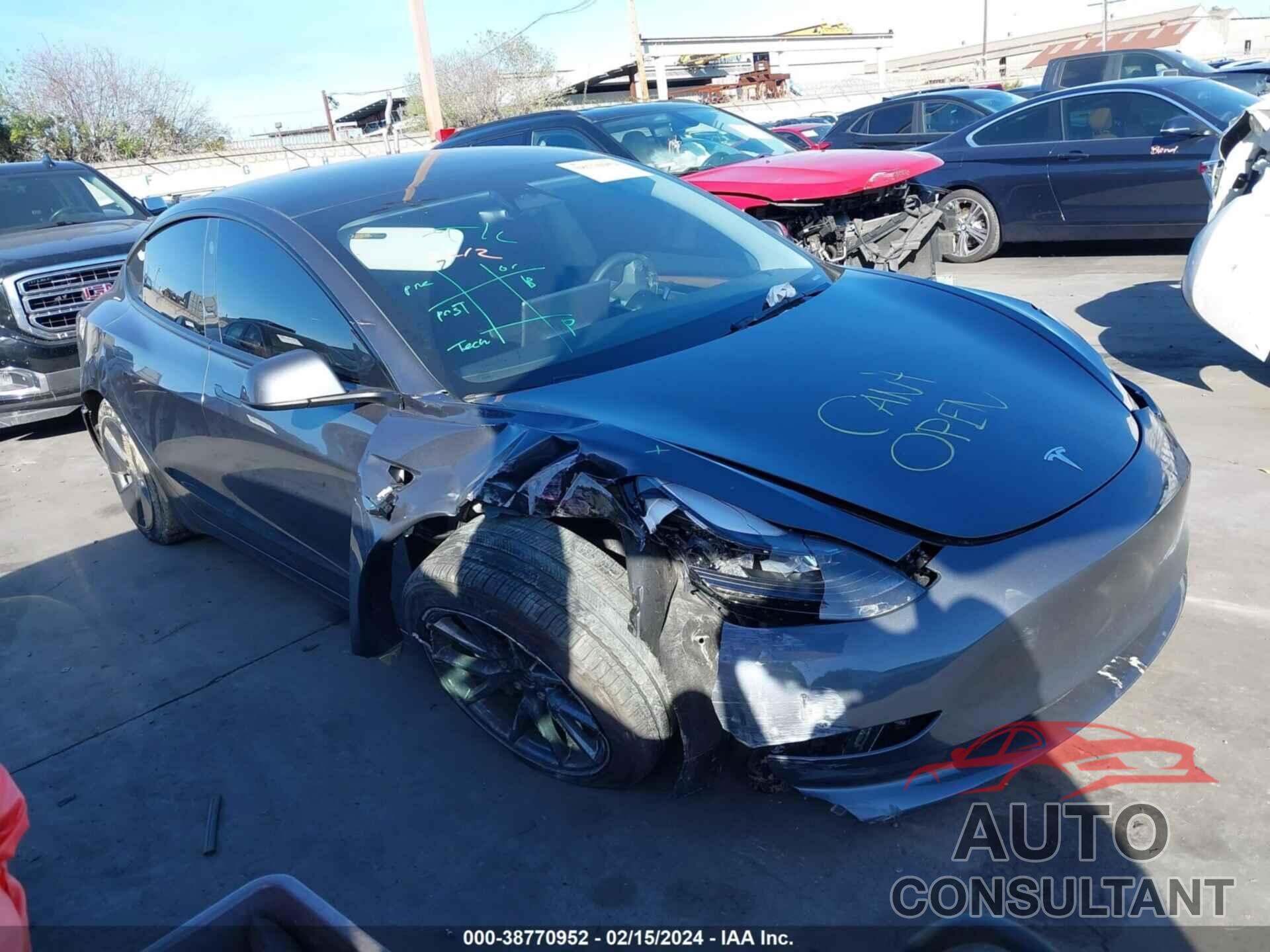 TESLA MODEL 3 2023 - 5YJ3E1EA6PF585121