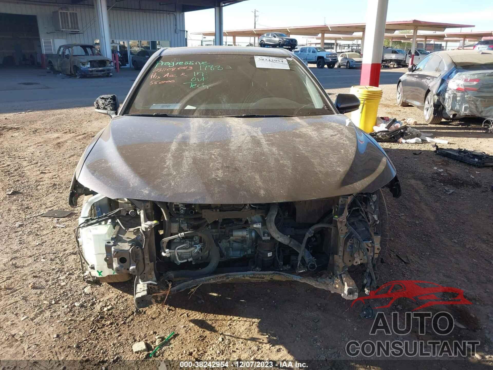 TOYOTA CAMRY 2020 - 4T1G11AK7LU352339