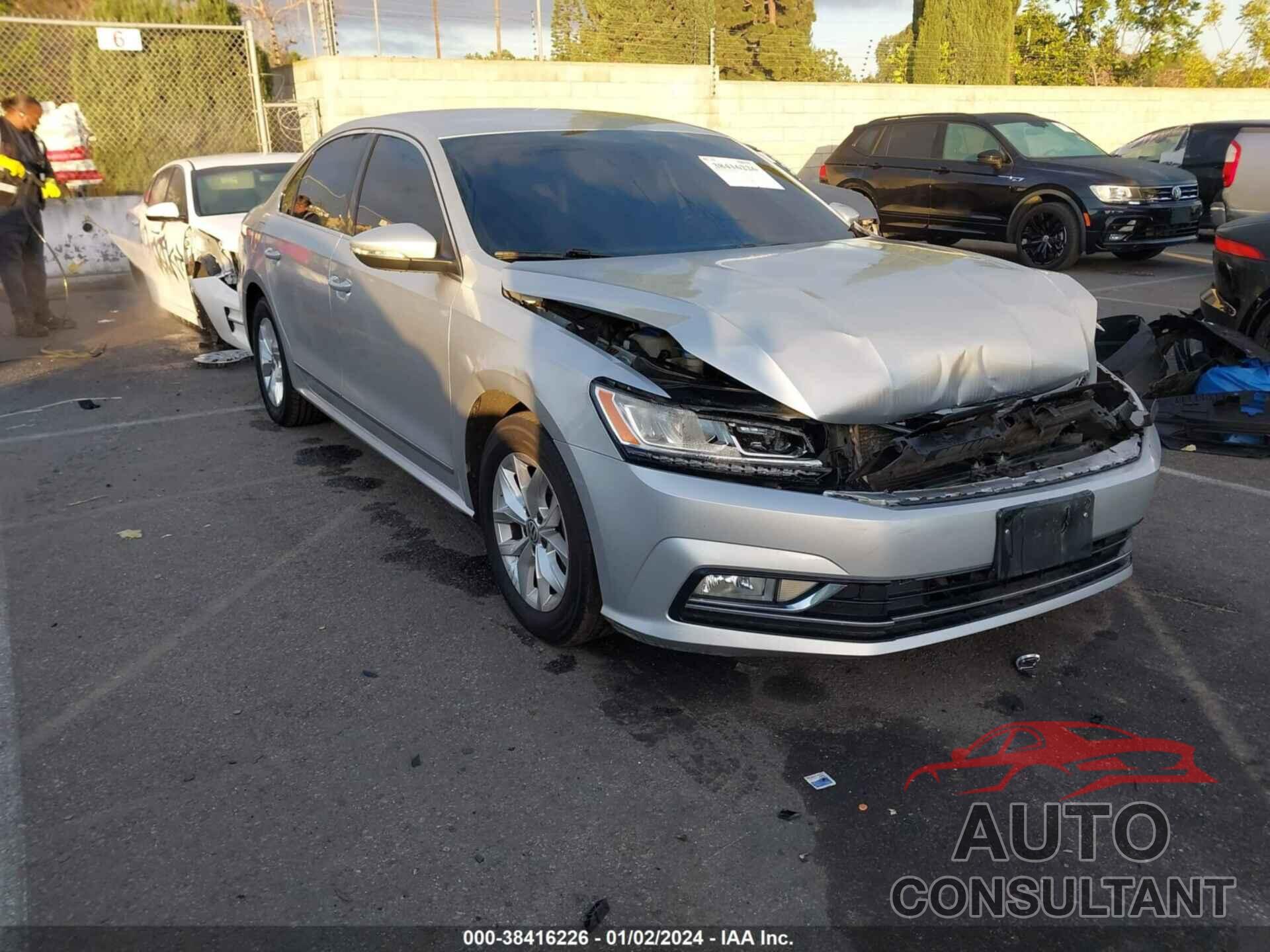 VOLKSWAGEN PASSAT 2016 - 1VWAS7A31GC048211