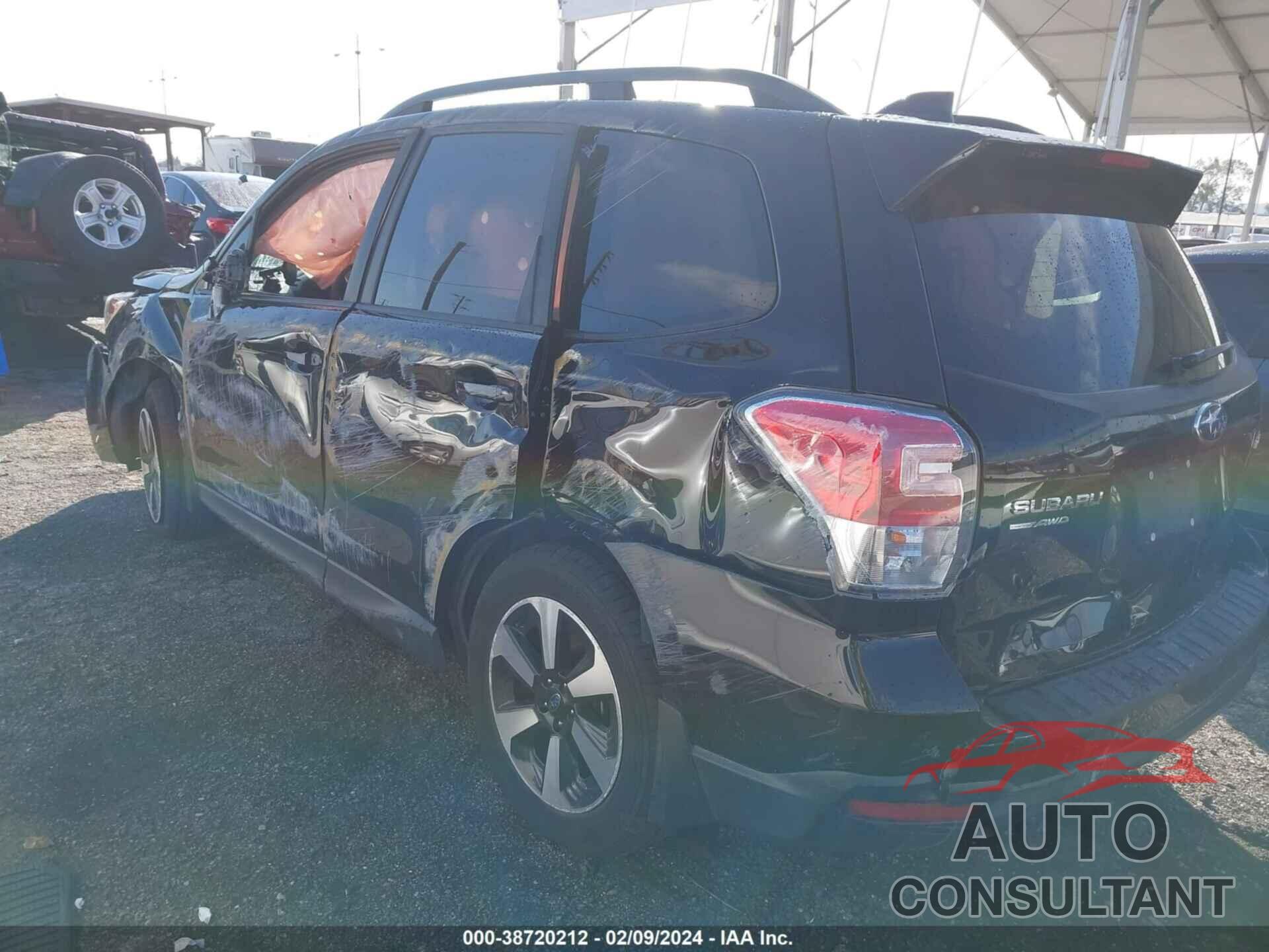 SUBARU FORESTER 2018 - JF2SJAEC1JH488796