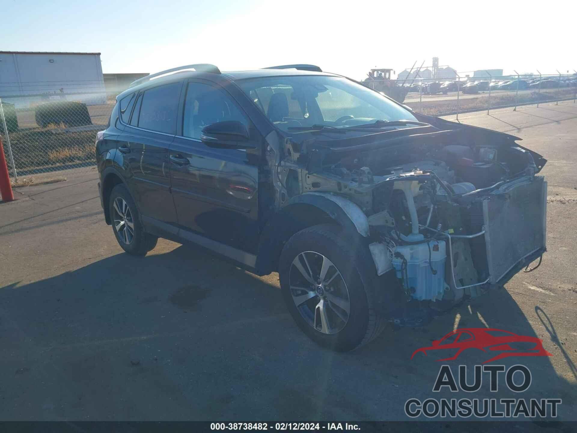 TOYOTA RAV4 2018 - 2T3RFREV6JW764334