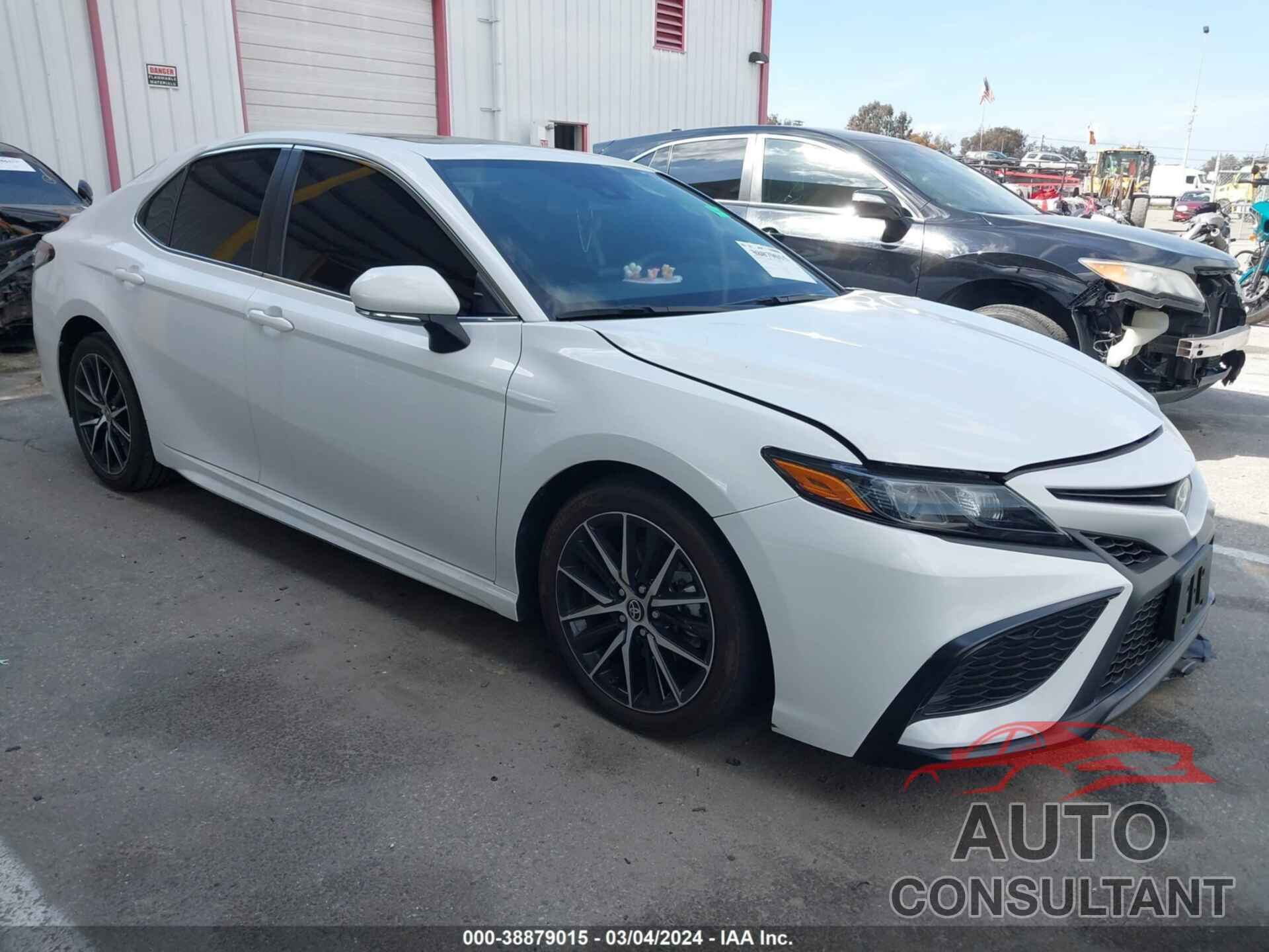 TOYOTA CAMRY 2022 - 4T1S31AK5NU588141