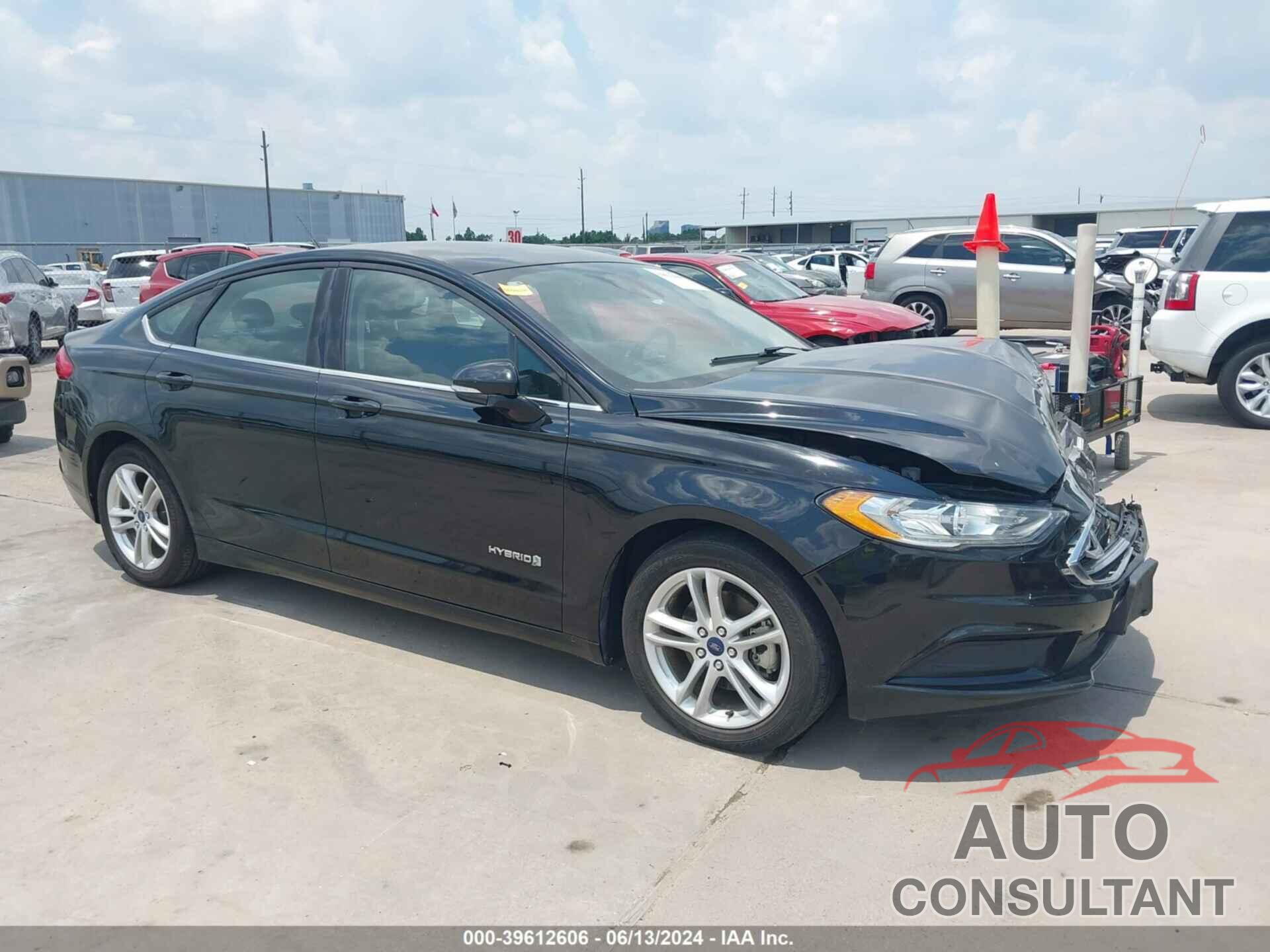 FORD FUSION HYBRID 2018 - 3FA6P0LU1JR156074