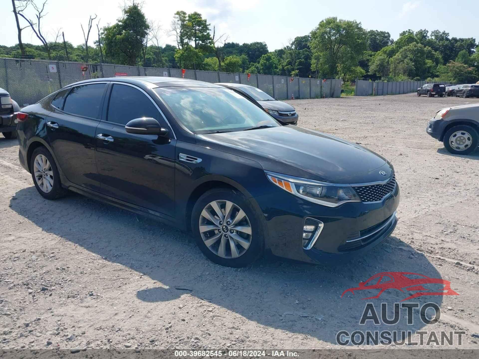 KIA OPTIMA 2018 - 5XXGT4L38JG243669