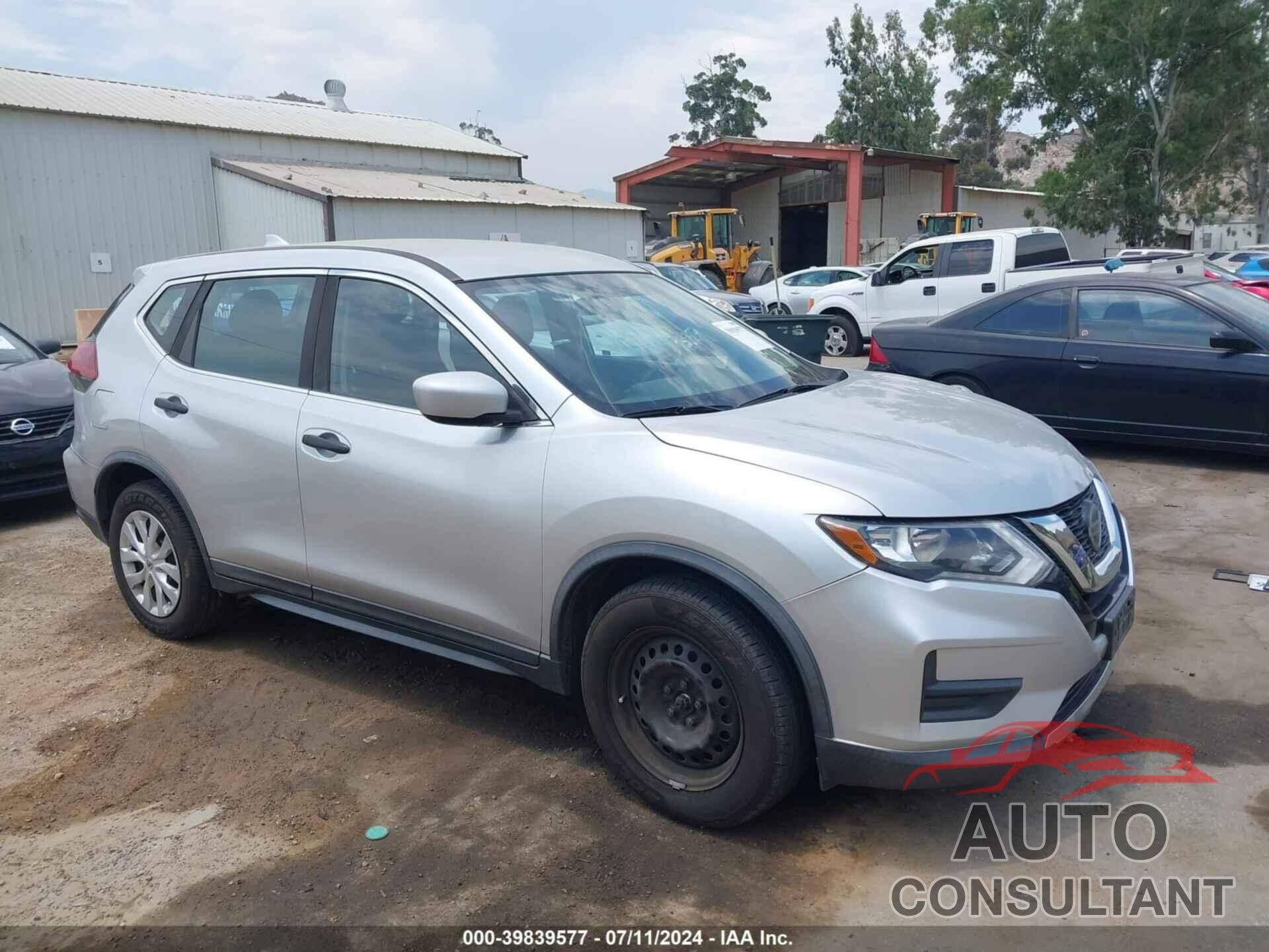 NISSAN ROGUE 2018 - KNMAT2MT7JP521639