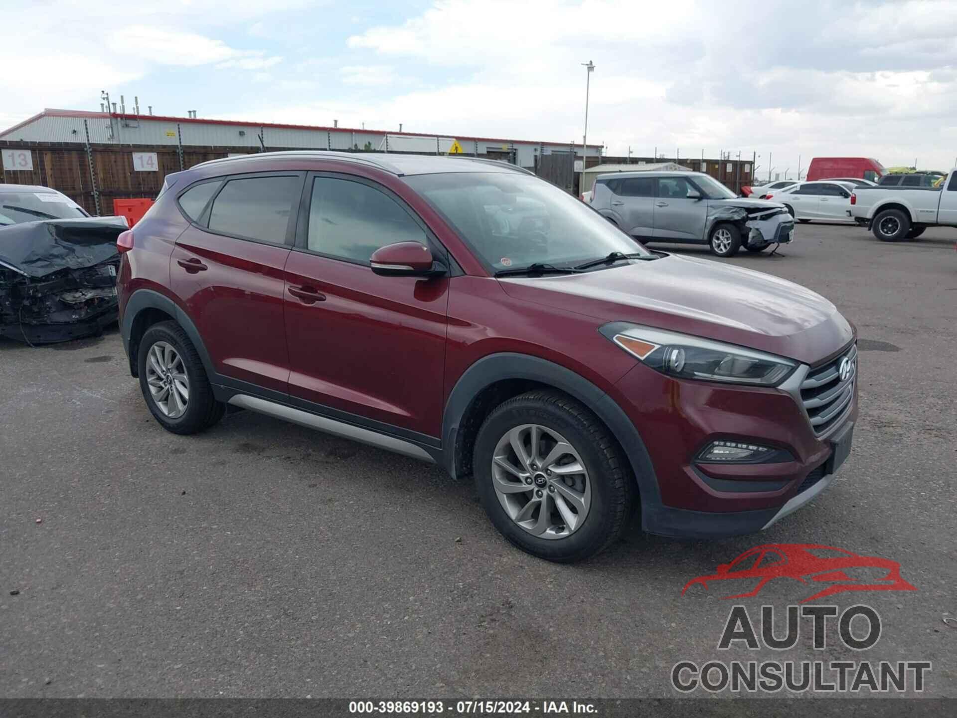 HYUNDAI TUCSON 2017 - KM8J3CA26HU341819