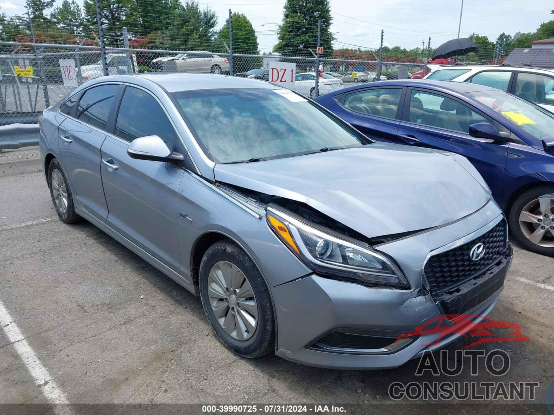 HYUNDAI SONATA HYBRID 2016 - KMHE24L10GA025587