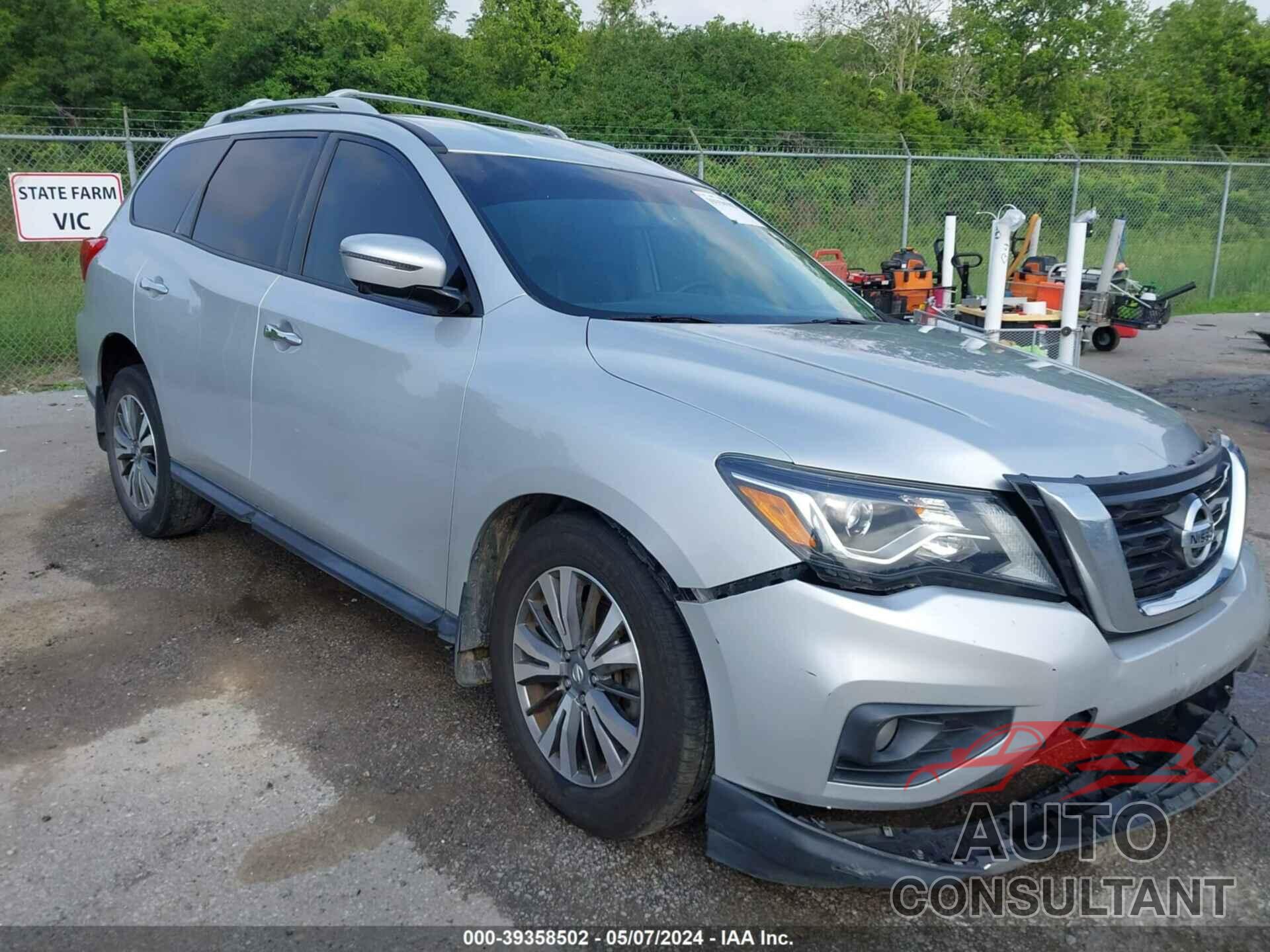 NISSAN PATHFINDER 2017 - 5N1DR2MN4HC900852