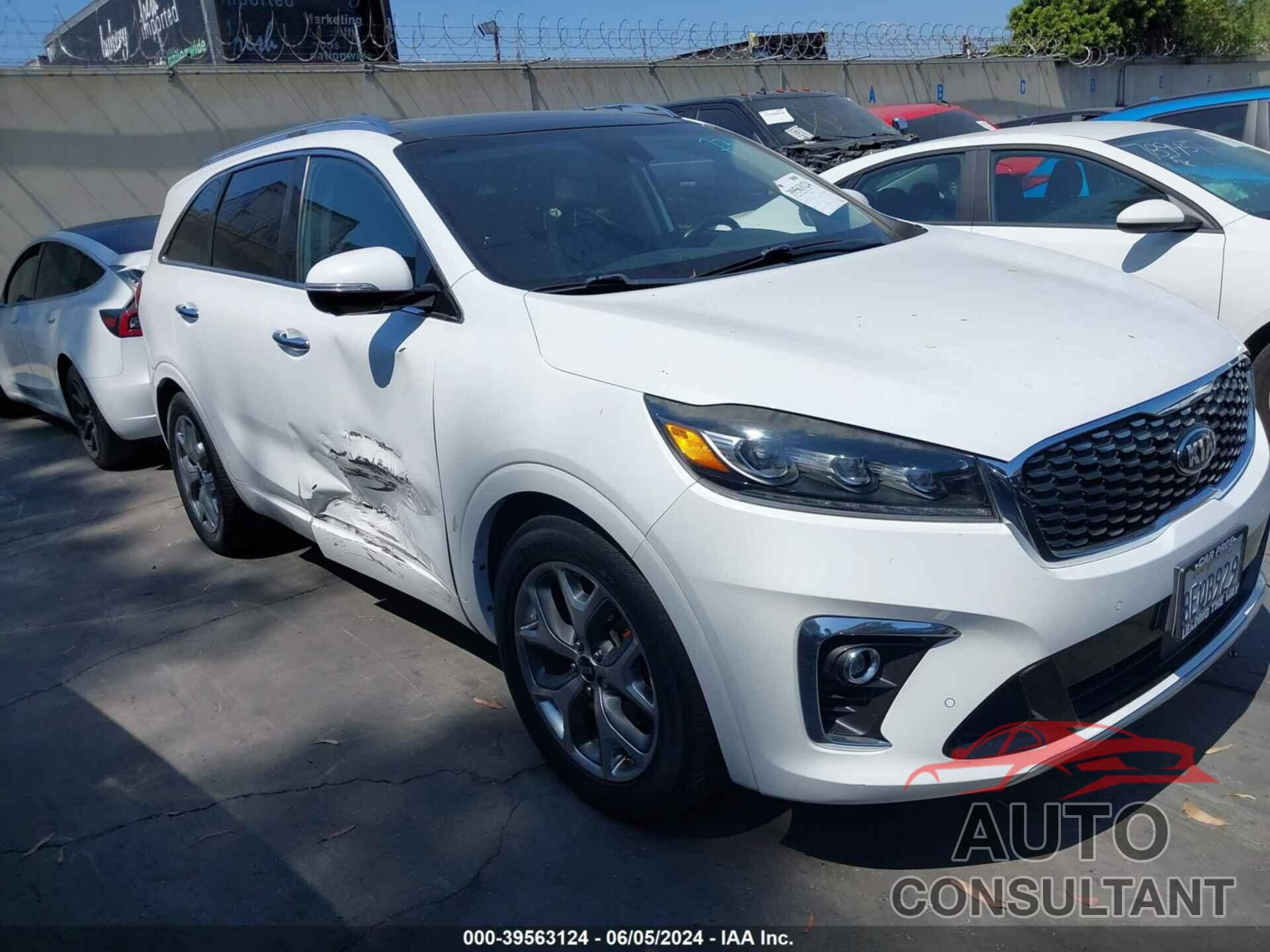 KIA SORENTO 2019 - 5XYPK4A58KG438188