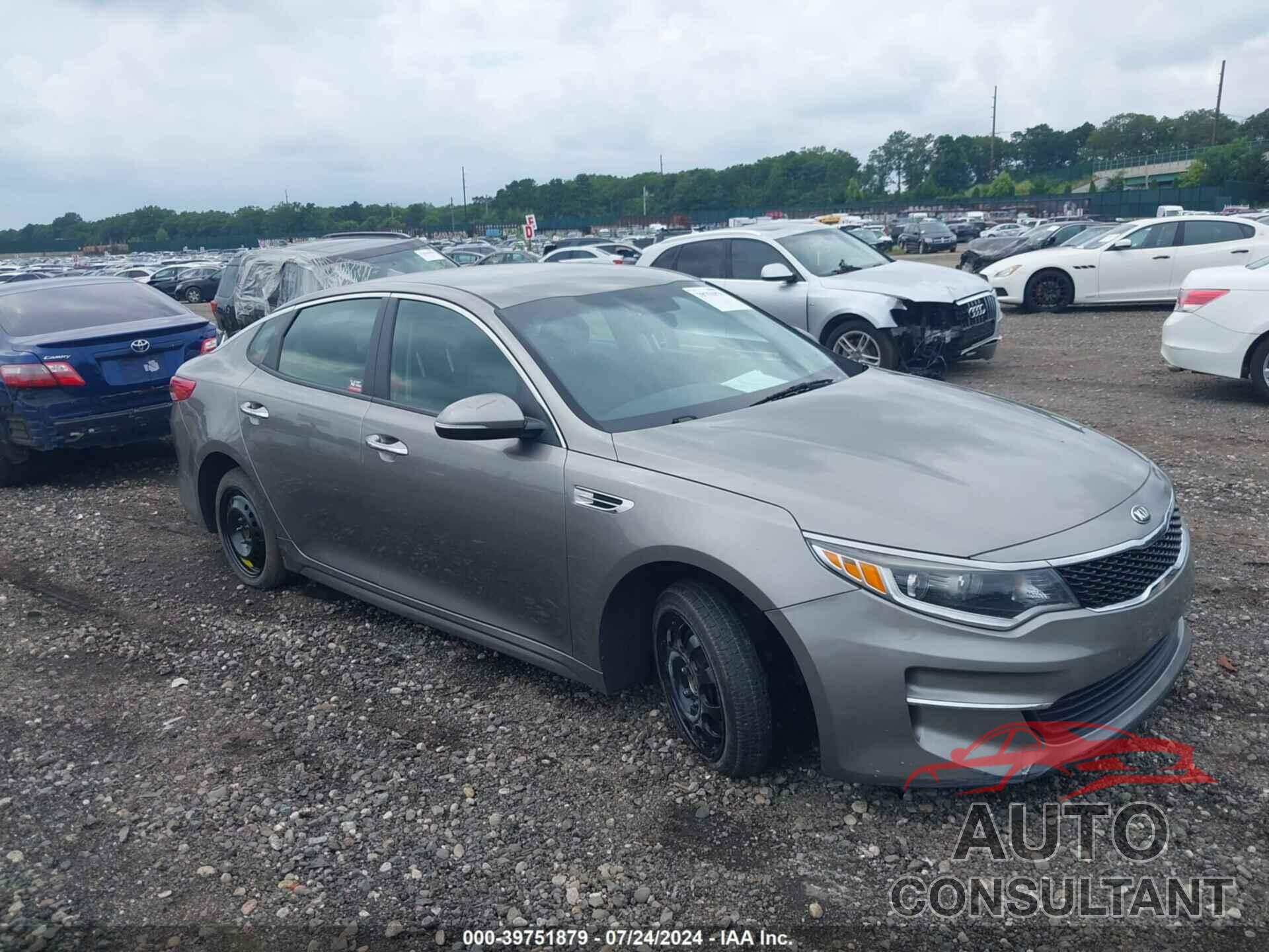KIA OPTIMA 2018 - 5XXGT4L3XJG233404
