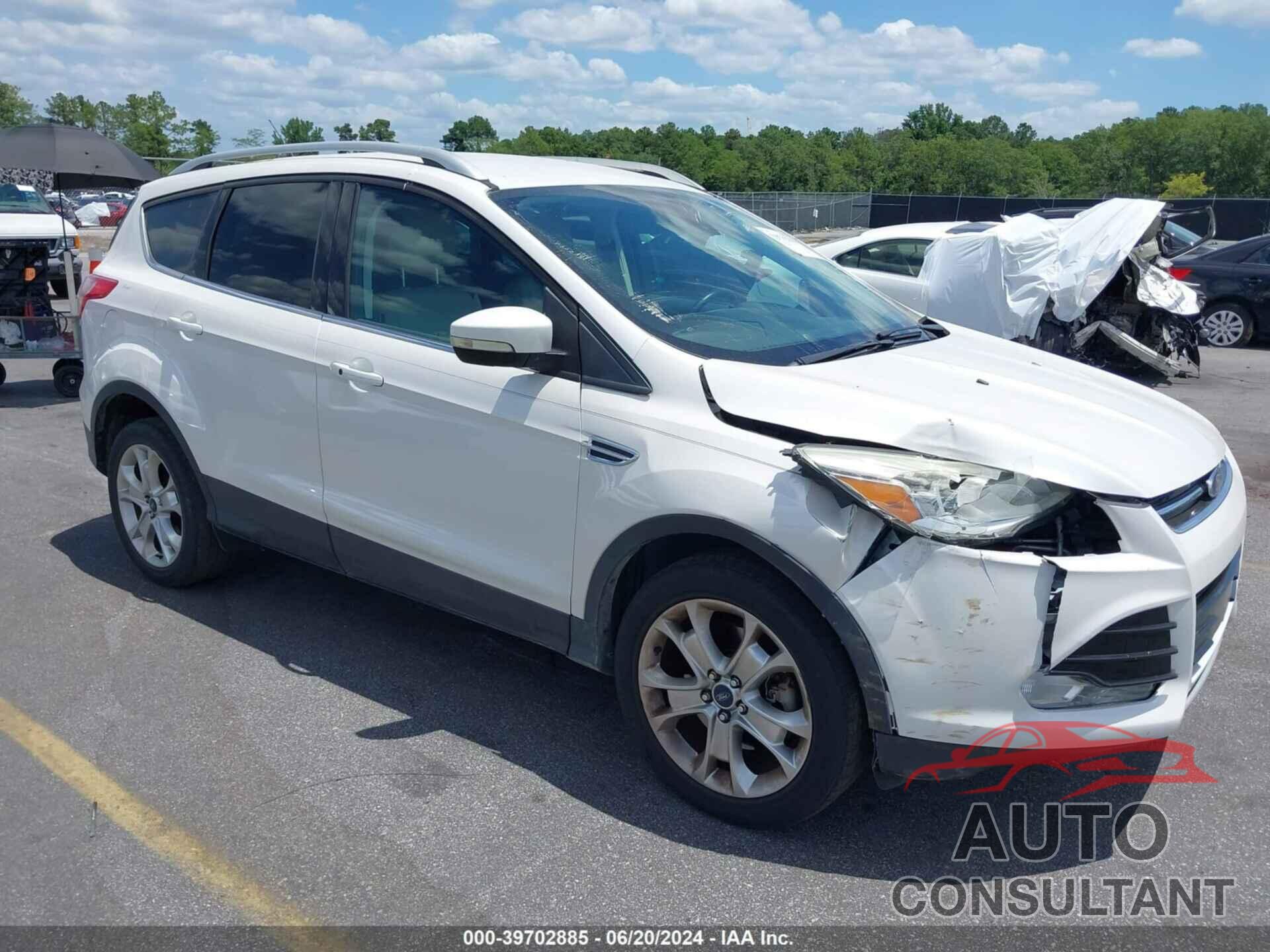 FORD ESCAPE 2016 - 1FMCU0J94GUB67068