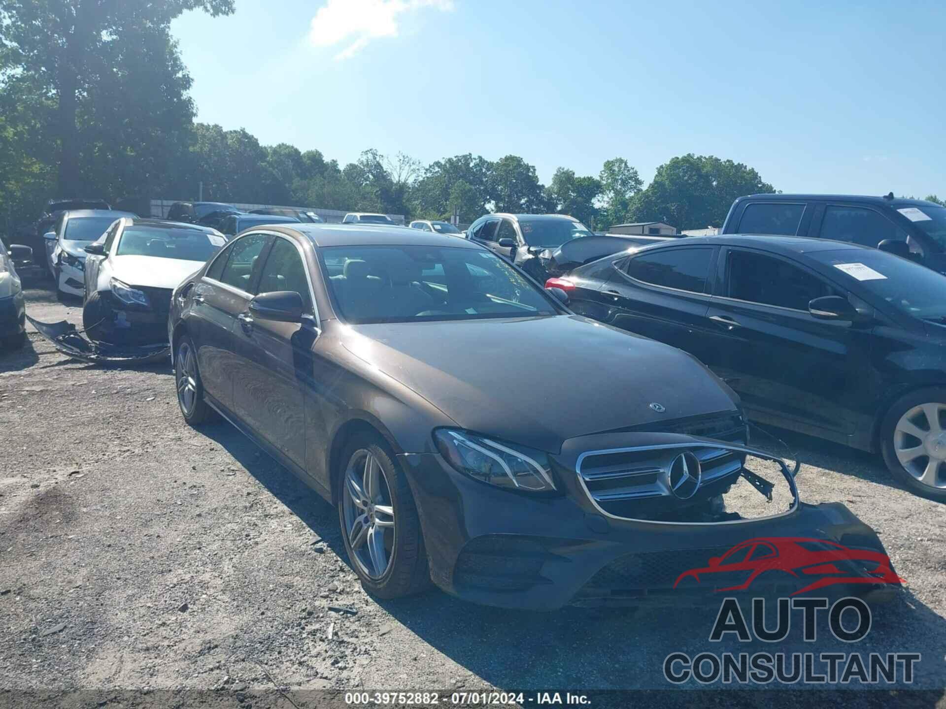 MERCEDES-BENZ E 300 2018 - WDDZF4JB5JA429441