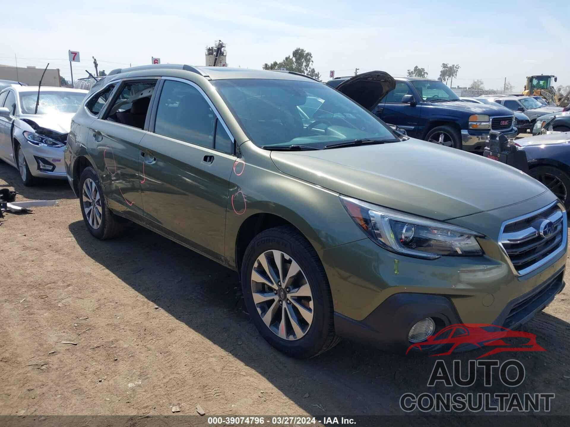 SUBARU OUTBACK 2018 - 4S4BSATC0J3205764
