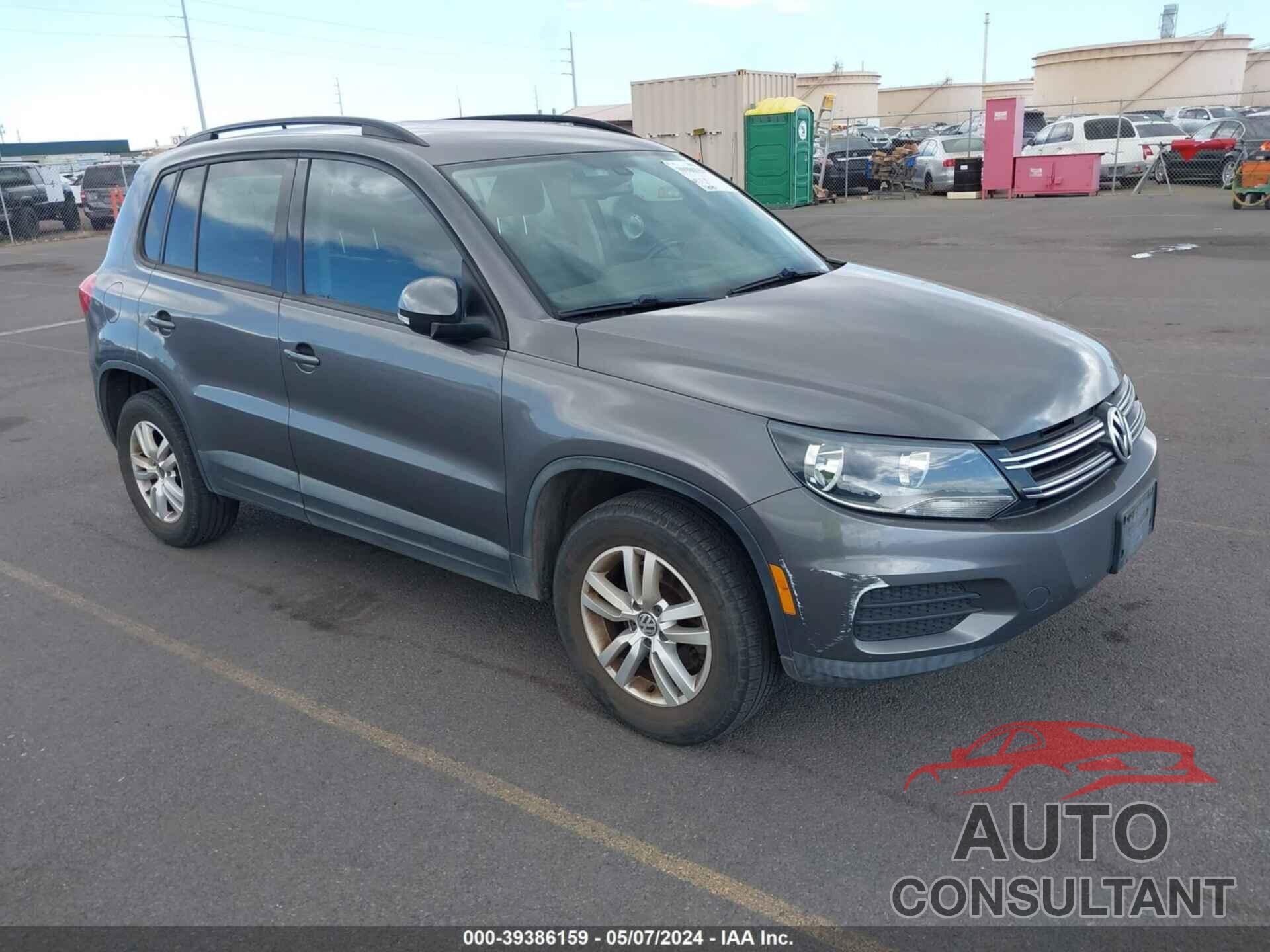 VOLKSWAGEN TIGUAN 2016 - WVGAV7AXXGW558239