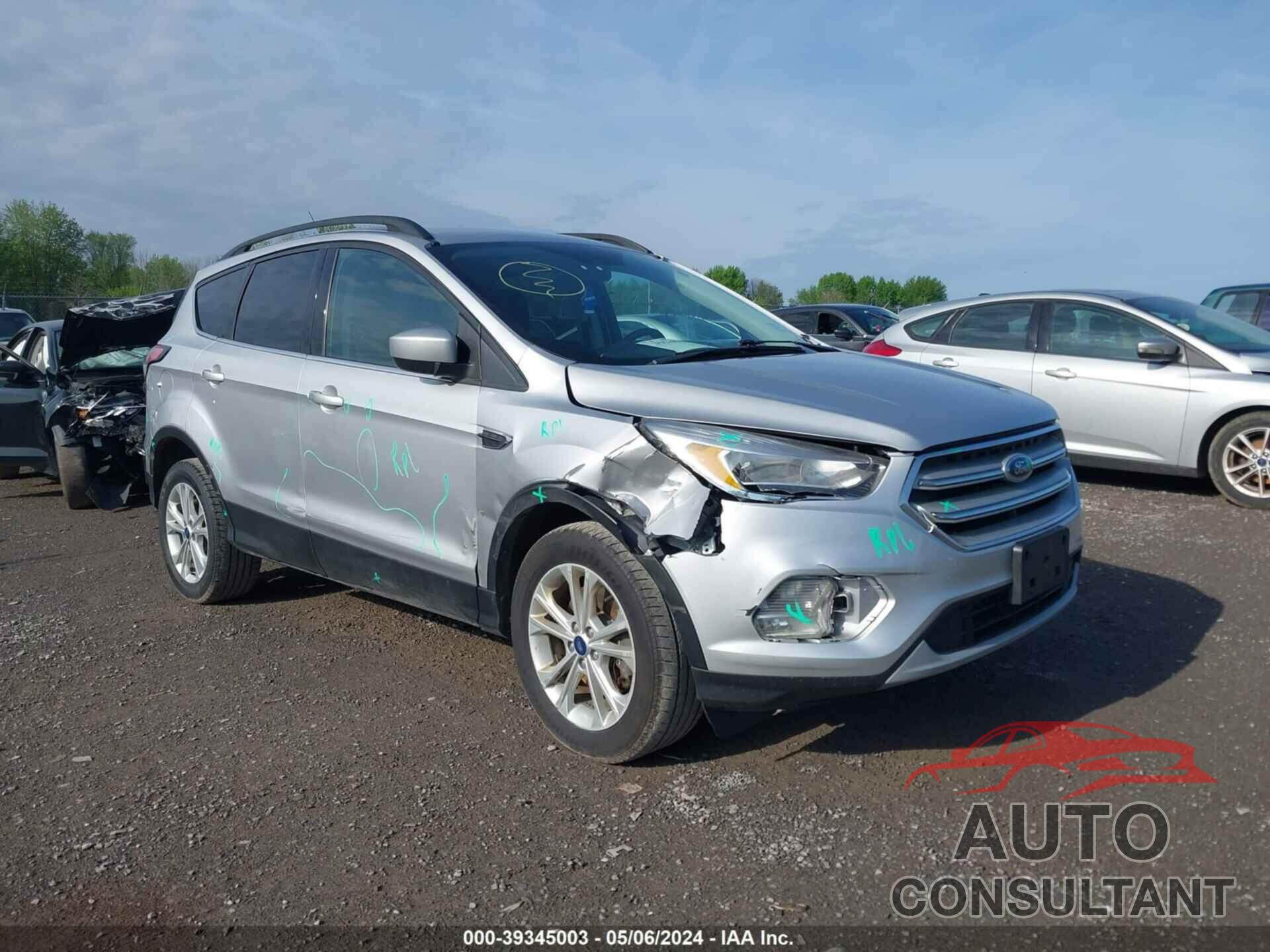 FORD ESCAPE 2018 - 1FMCU9GD7JUB99228