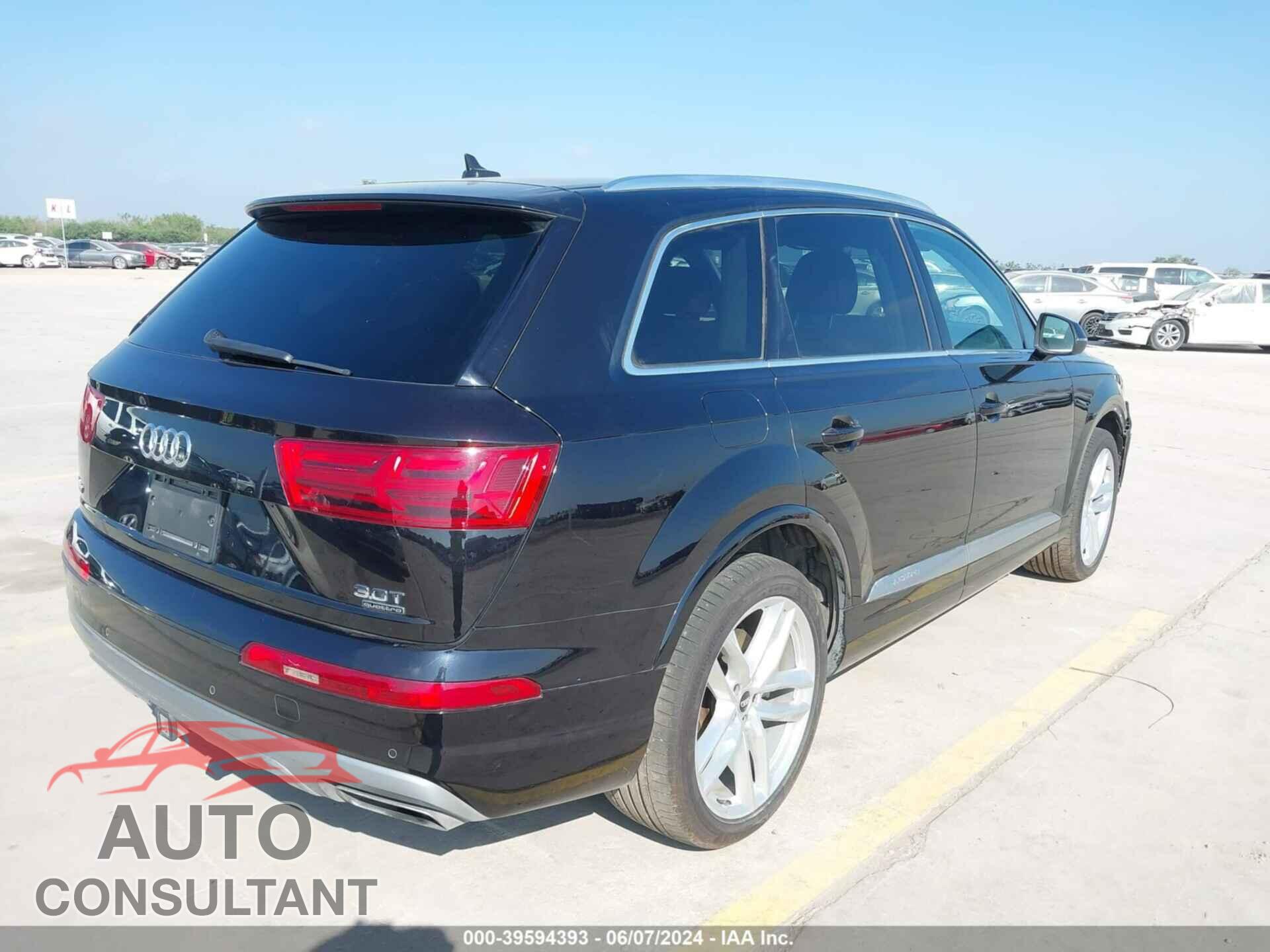 AUDI Q7 2017 - WA1VABF75HD019760