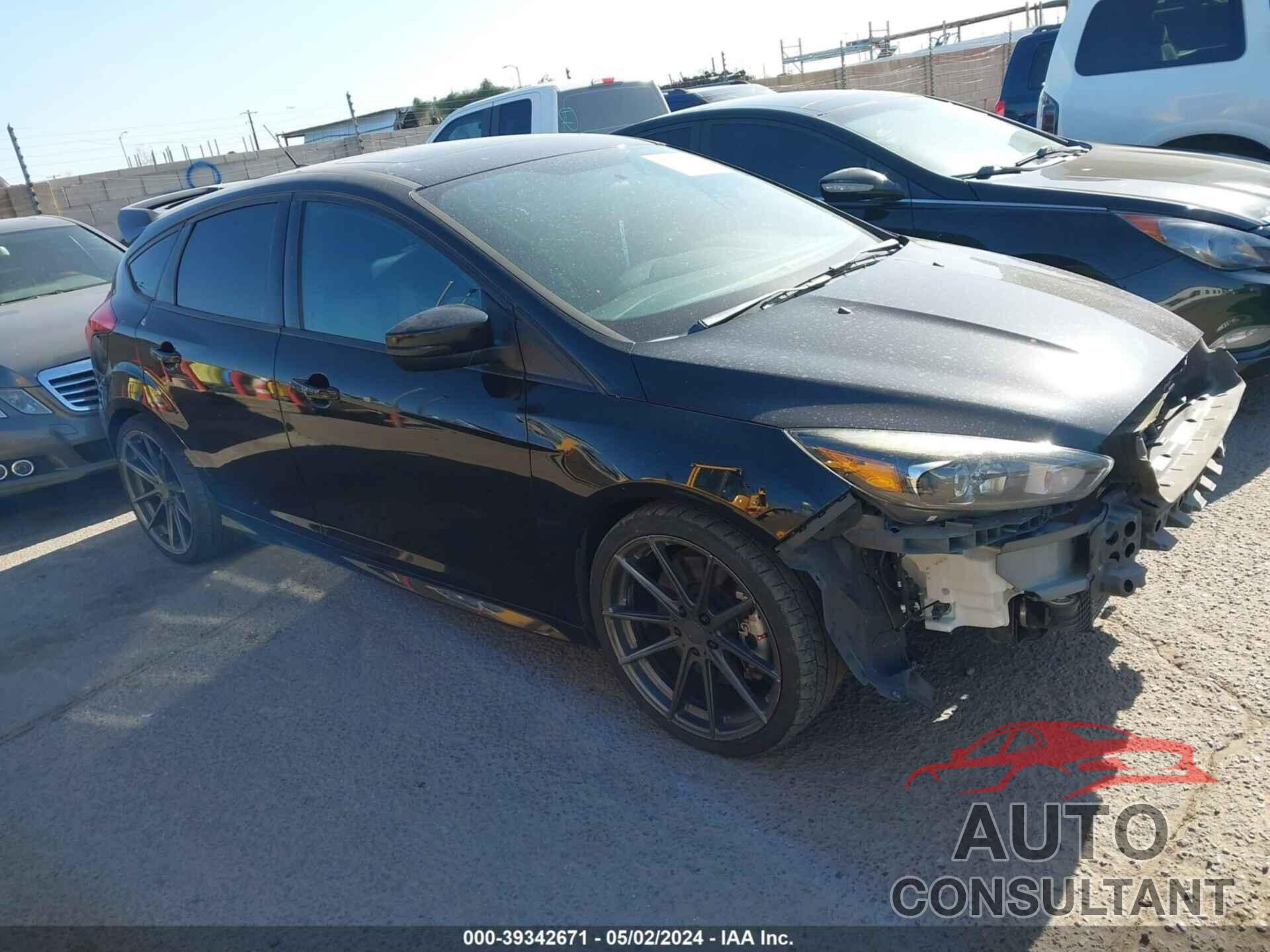 FORD FOCUS 2017 - 1FADP3L91HL263929