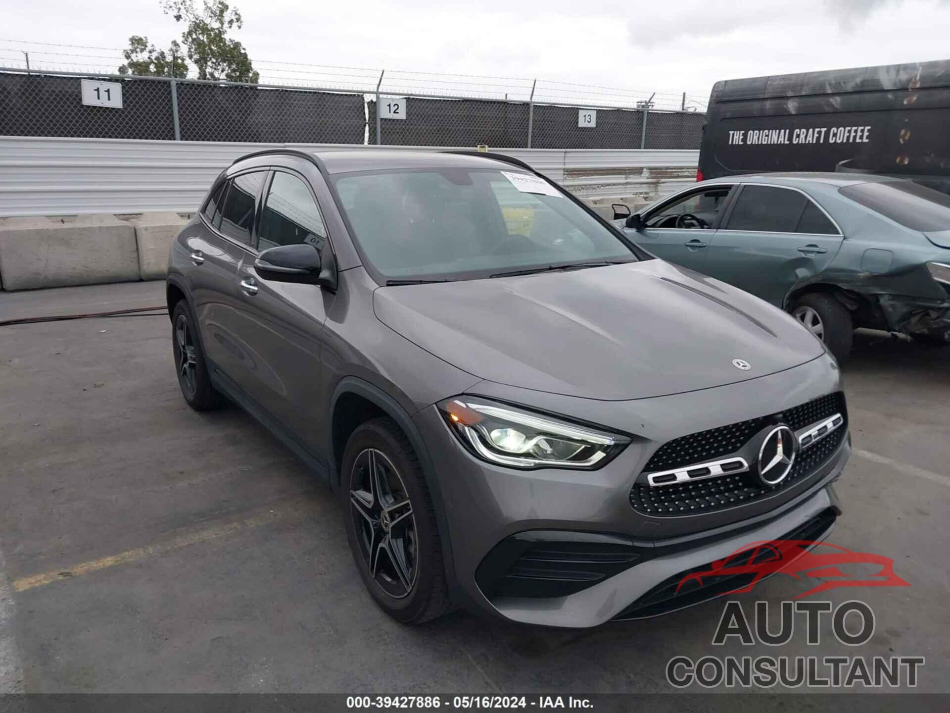 MERCEDES-BENZ GLA 250 2023 - W1N4N4GBXPJ477923