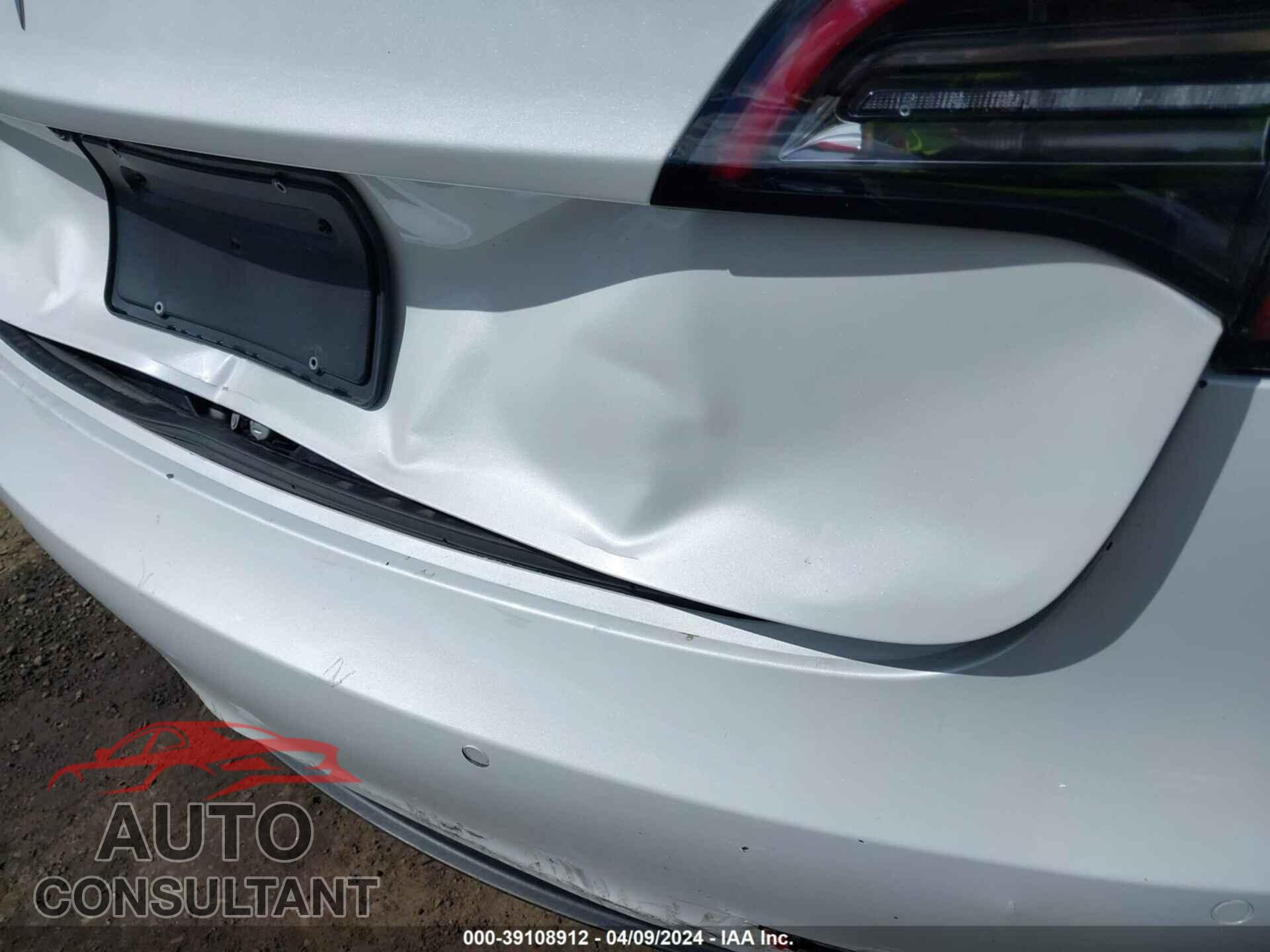TESLA MODEL 3 2018 - 5YJ3E1EA1JF162177