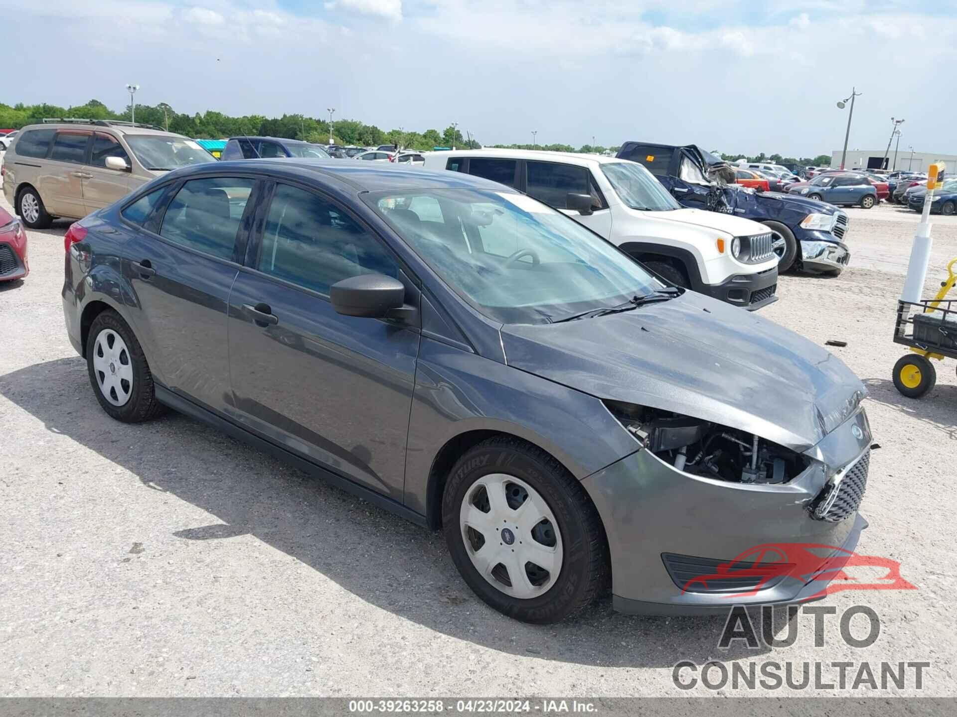 FORD FOCUS 2018 - 1FADP3E24JL220630