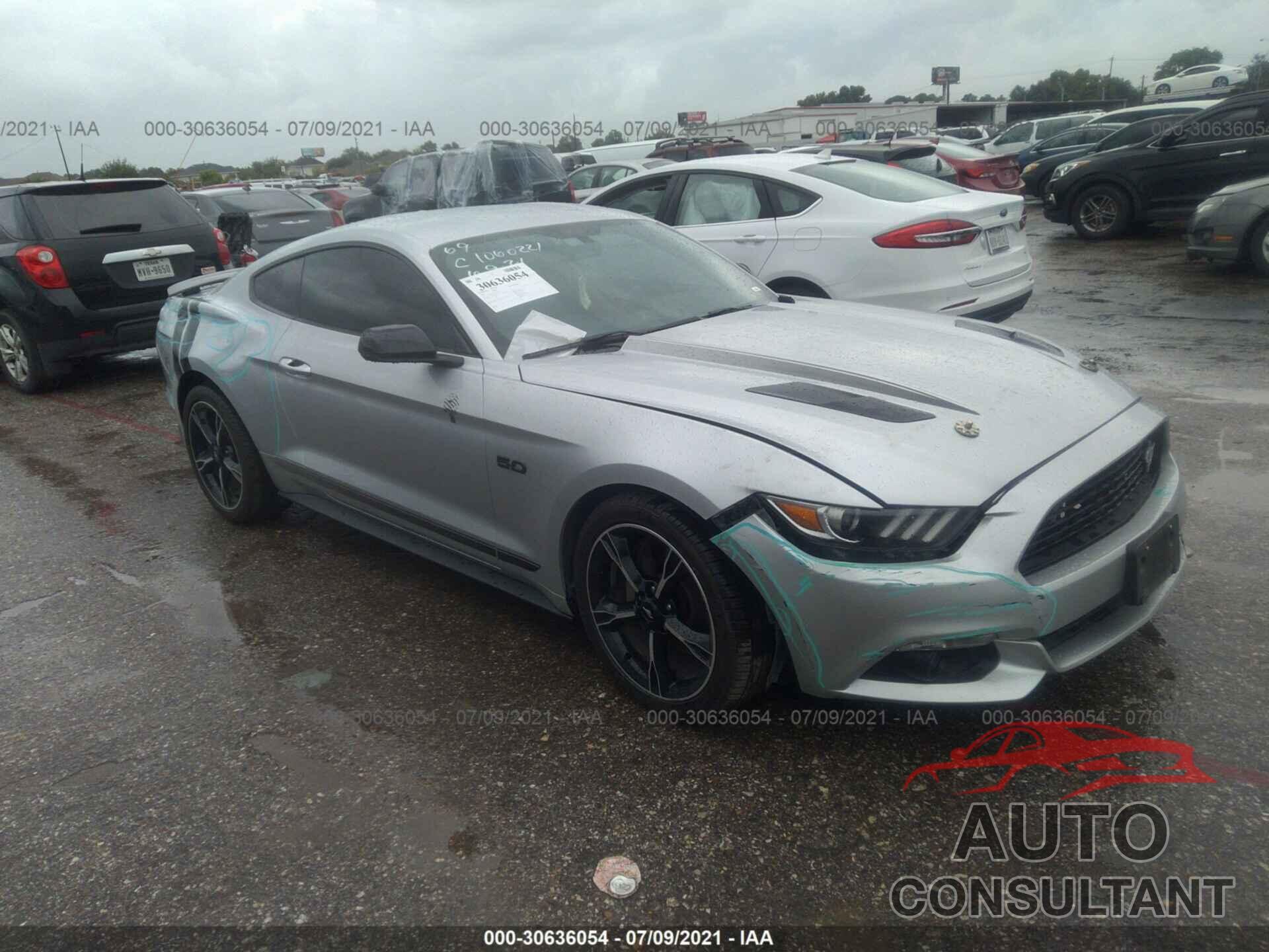 FORD MUSTANG 2016 - 1FA6P8CFXG5273177