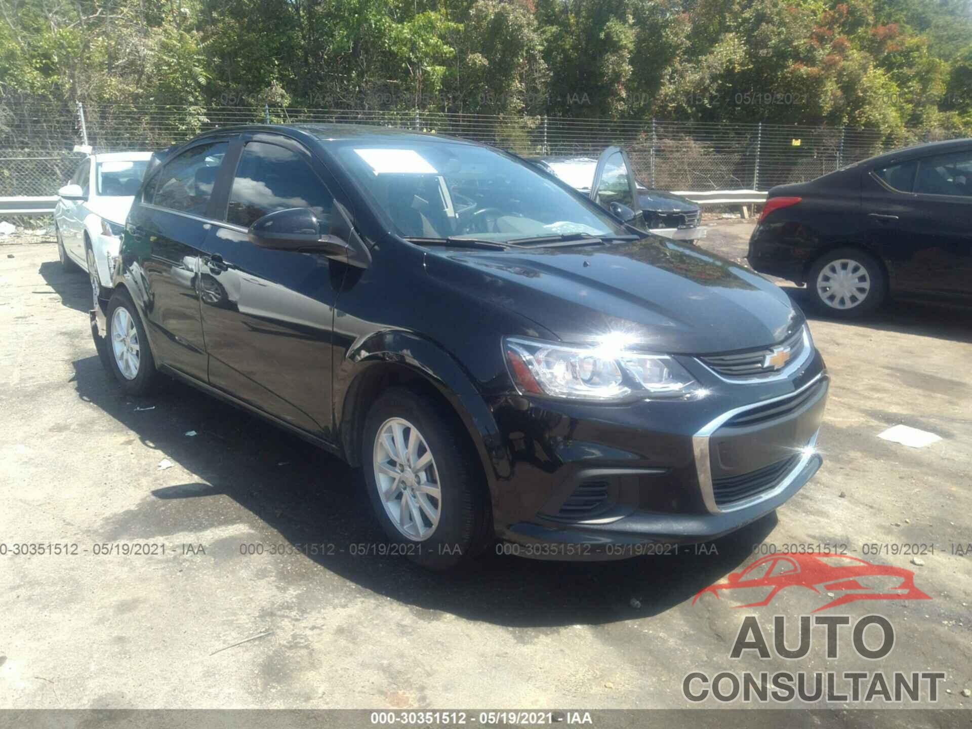 CHEVROLET SONIC 2017 - 1G1JD5SH9H4138545