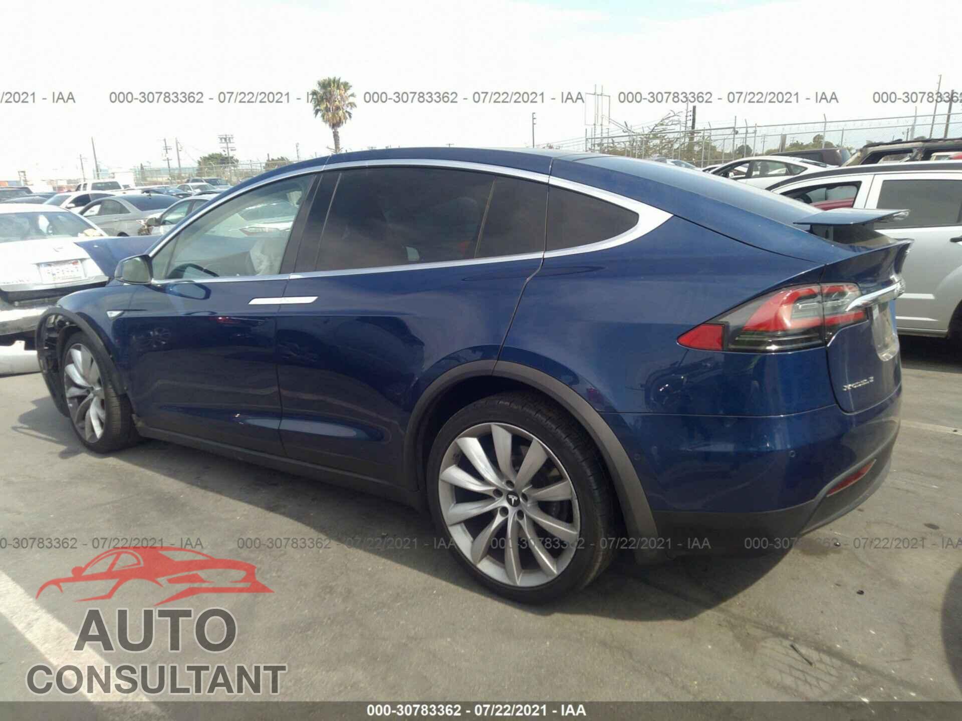 TESLA MODEL X 2016 - 5YJXCBE24GF016760