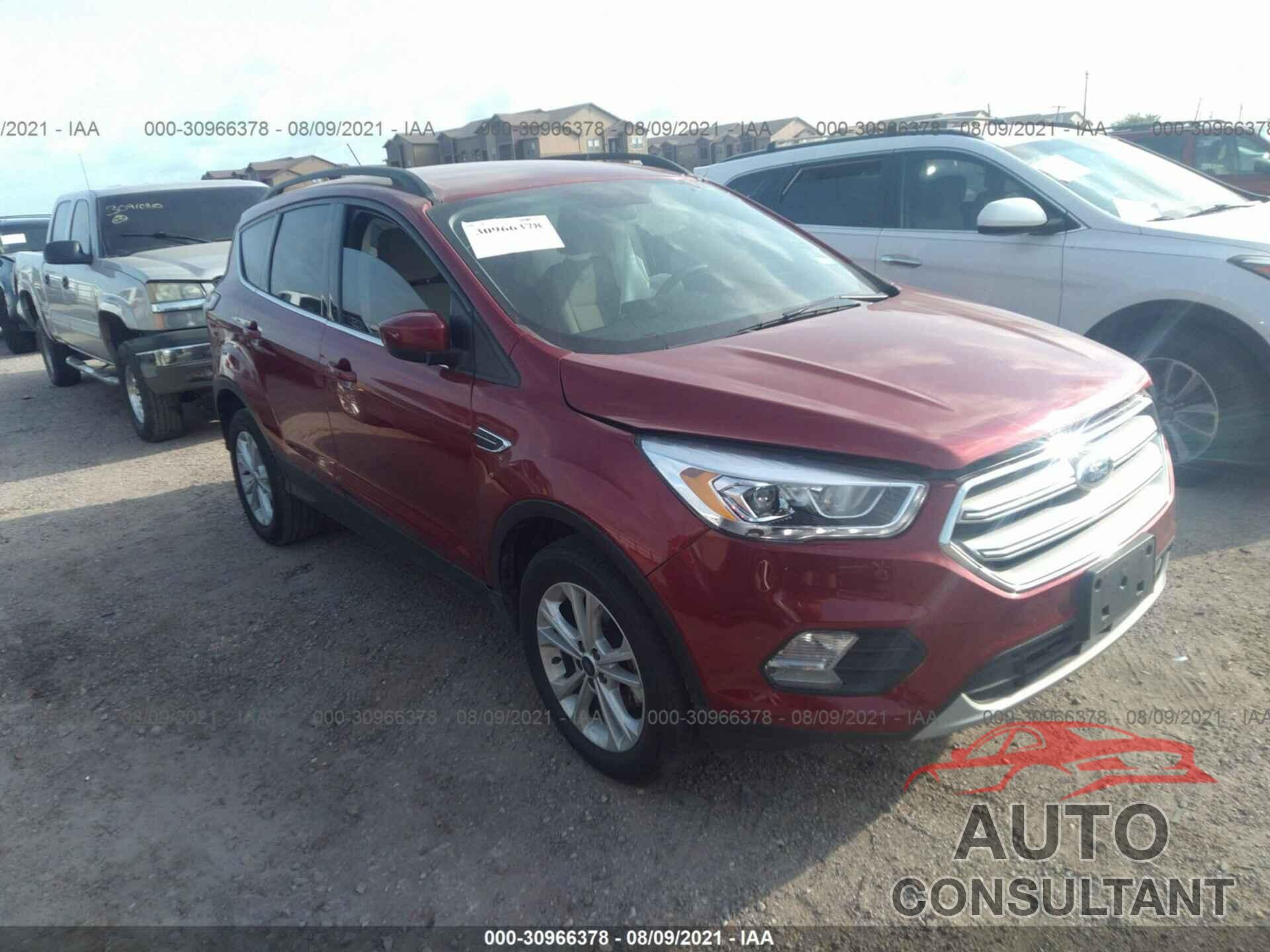FORD ESCAPE 2017 - 1FMCU0GD4HUD84293